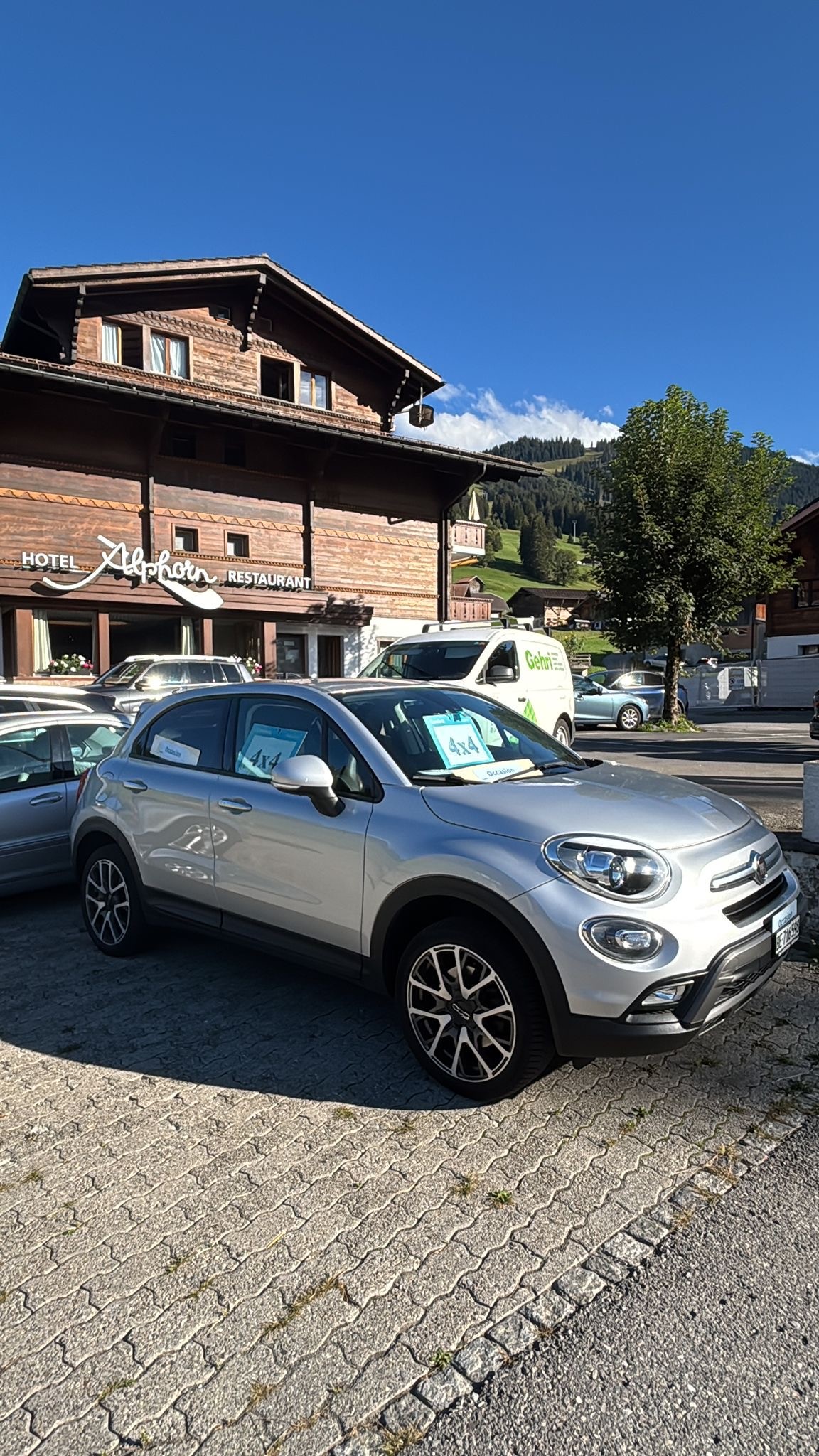FIAT 500X 1.4T Cross 4x4 Automatic-image-1