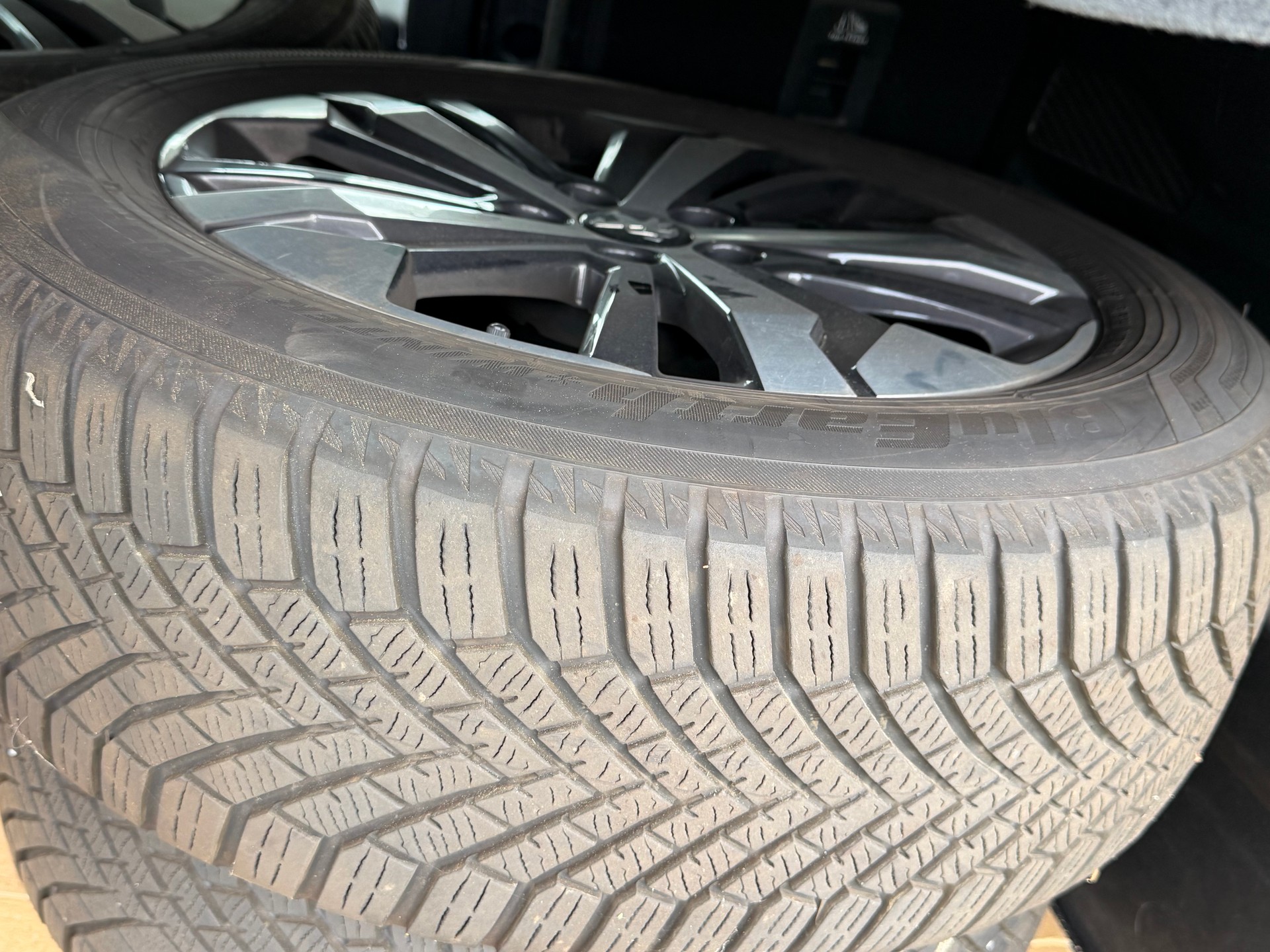 PEUGEOT Rifter 1.2 PureTech GT EAT8-image-7