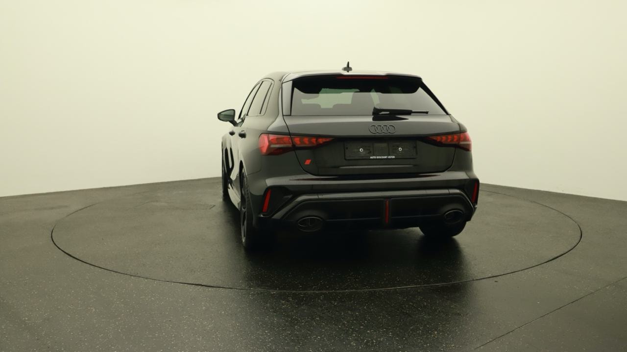 AUDI RS3 Sportback 2.5 TSI quattro S-tronic-image-3