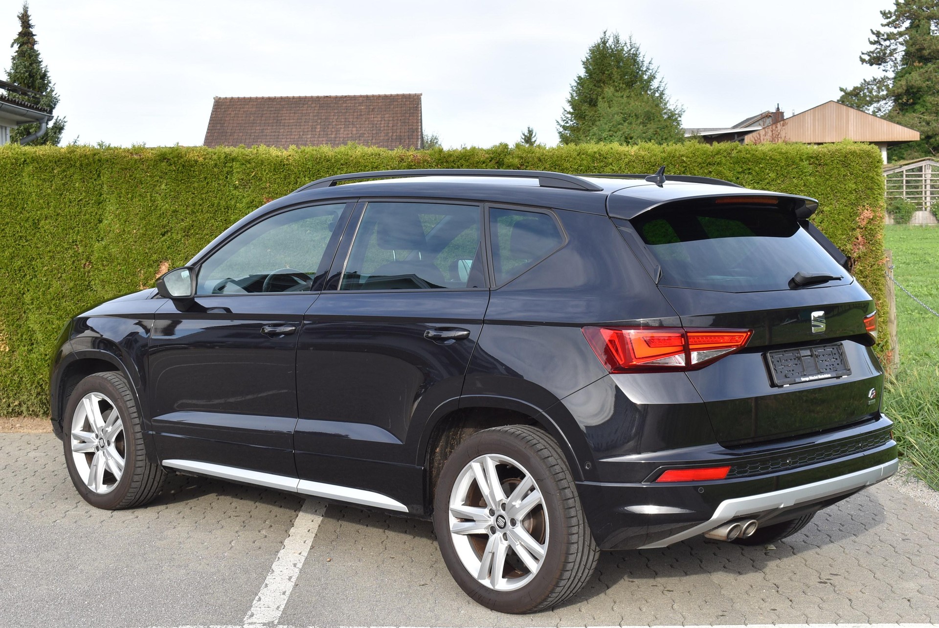 SEAT Ateca 2.0 TDI Swiss FR 4Drive DSG-image-2
