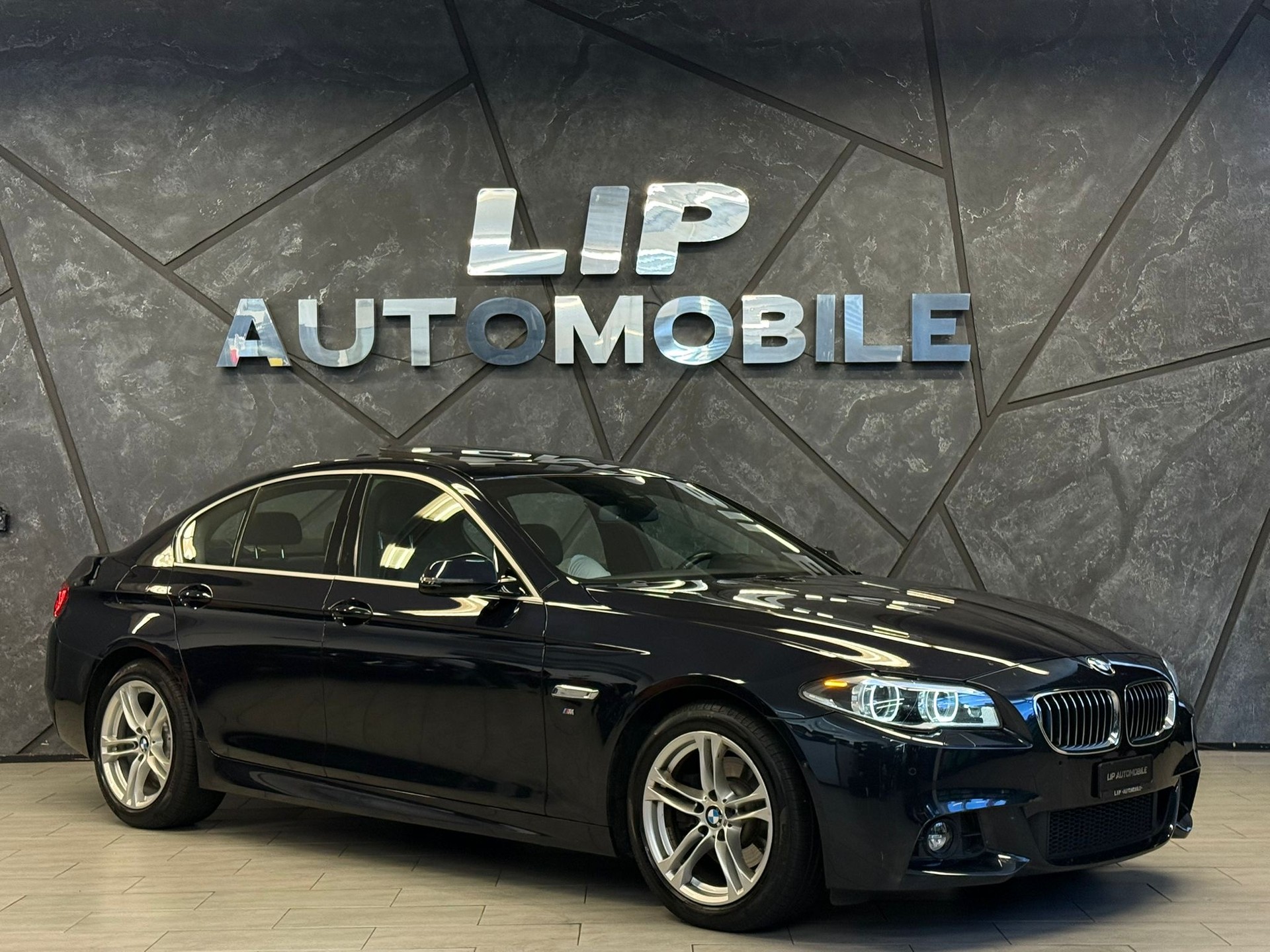 BMW 520d xDrive Steptronic M Packet-showroom-element-2
