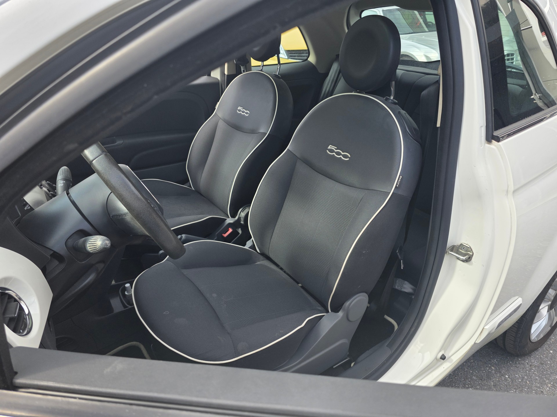 FIAT 500 1.2 Lounge Dualogic-image-9