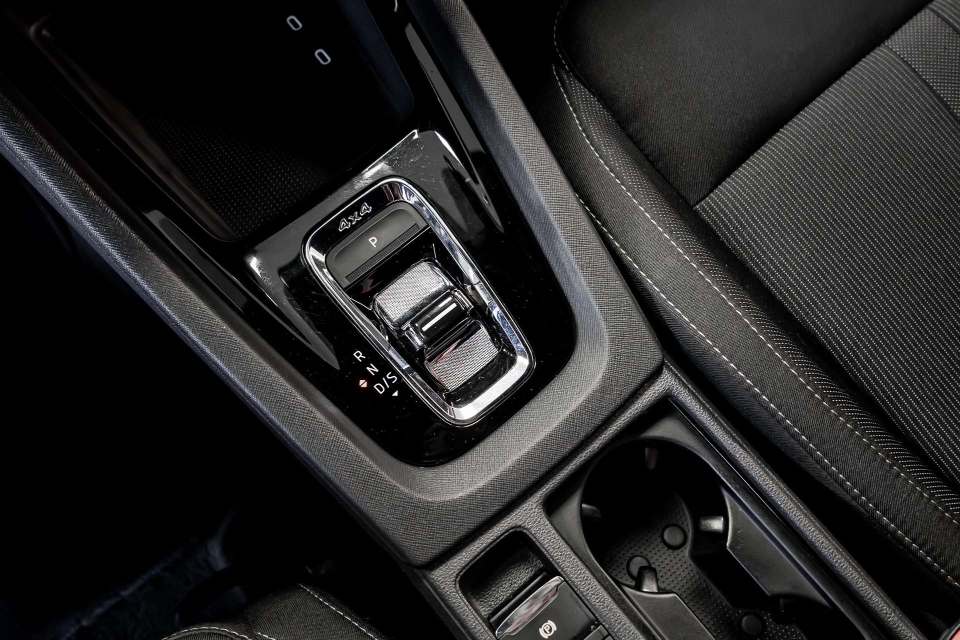 SKODA Octavia Combi 2.0 TDI DSG SportLine 4x4-image-21