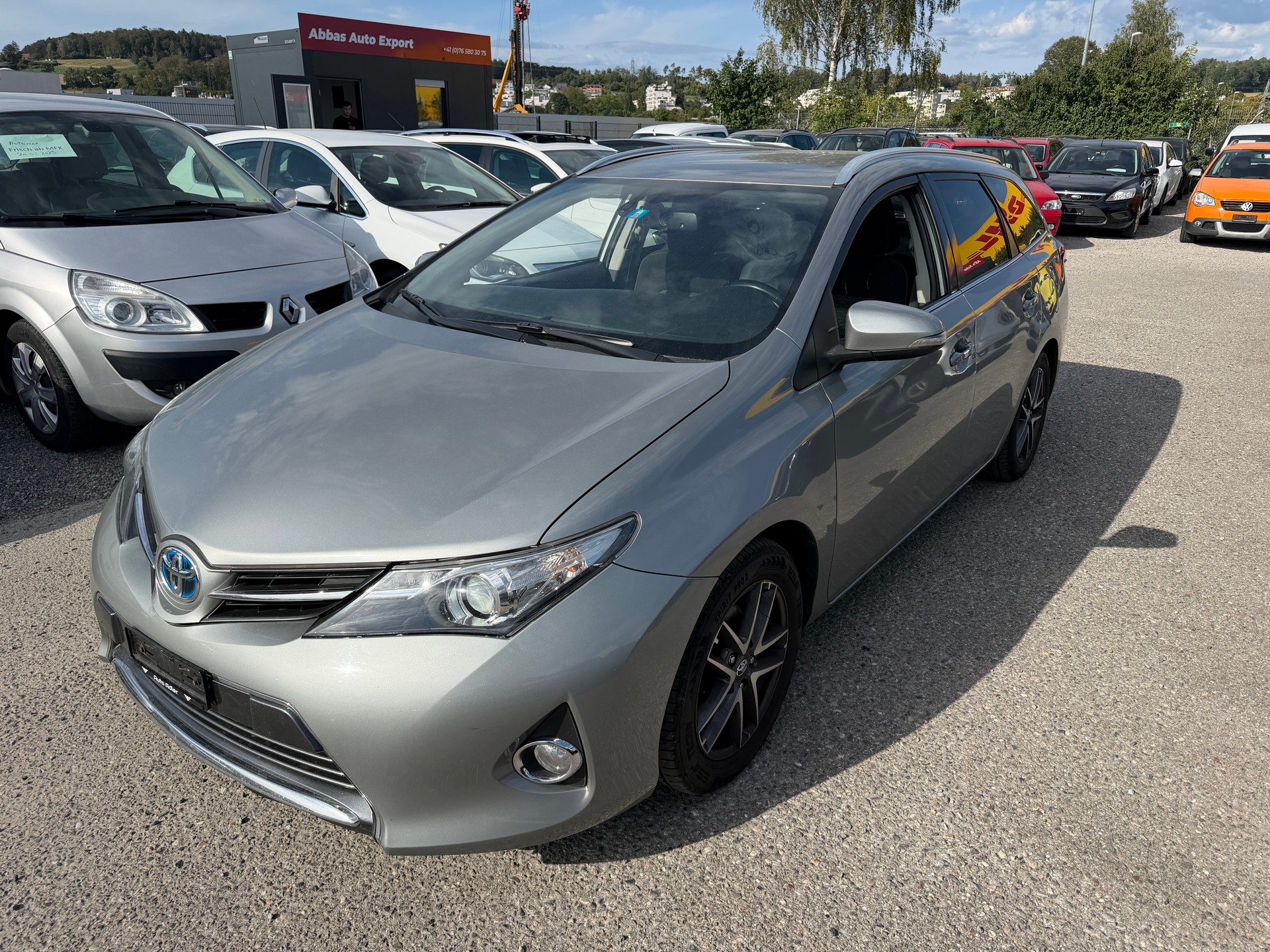 TOYOTA Auris Touring Sports 1.8 16V HSD Linea Sol
