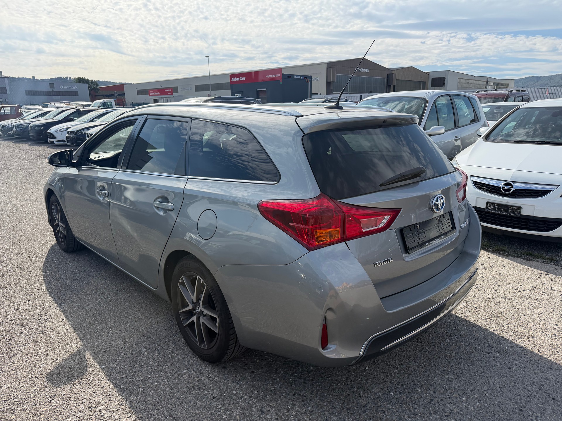 TOYOTA Auris Touring Sports 1.8 16V HSD Linea Sol-image-5