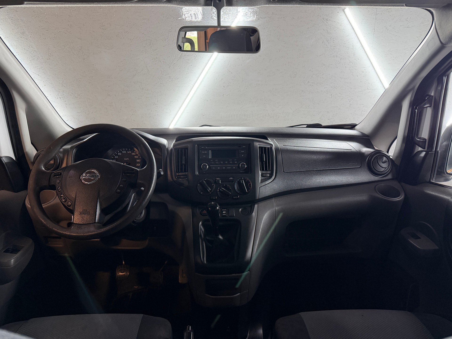 NISSAN NV200-image-13
