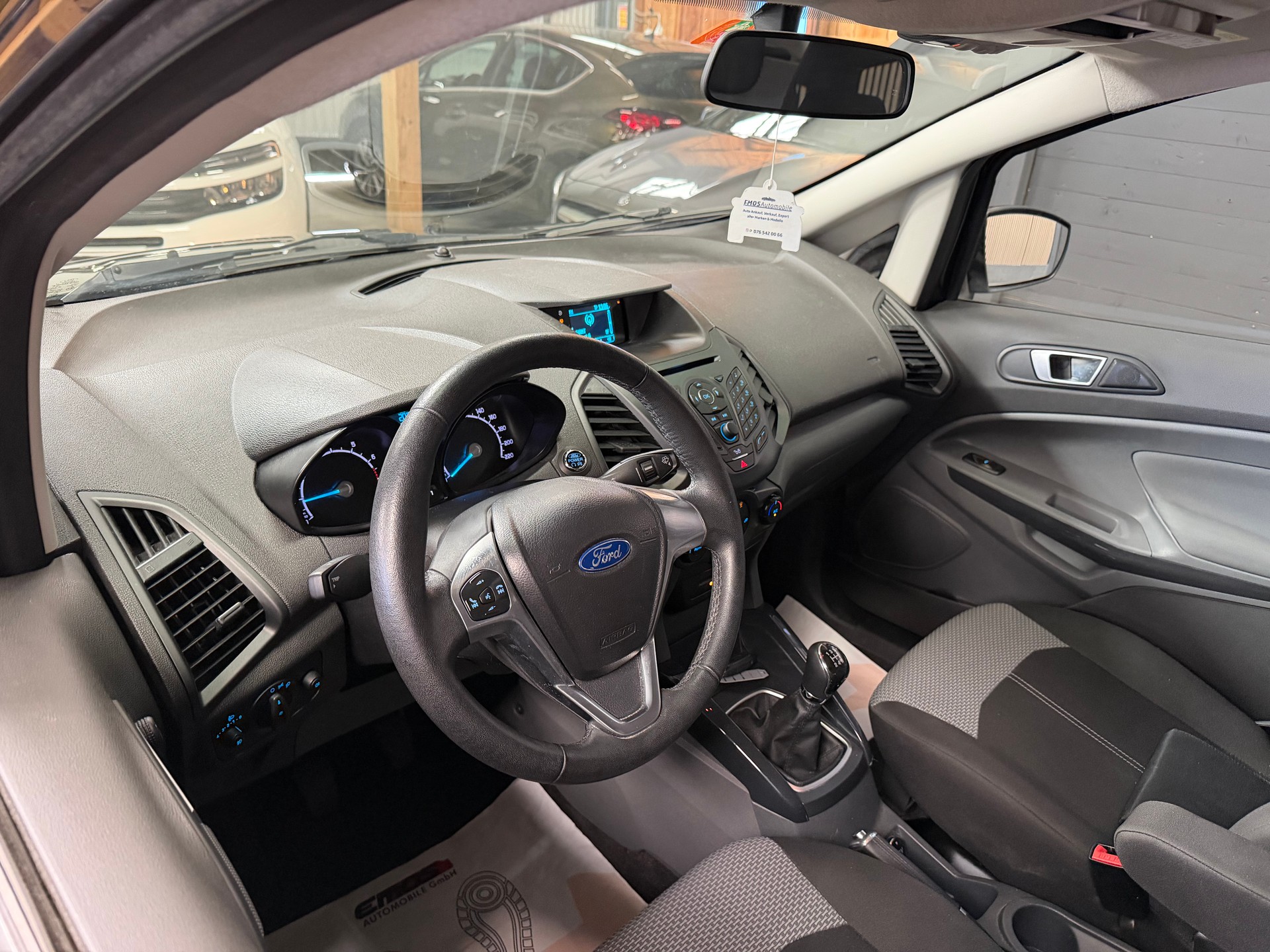 FORD EcoSport 1.0 SCTi Trend-image-9