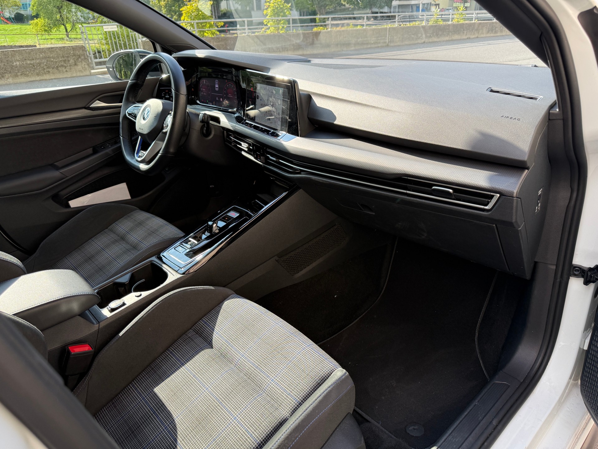 VW Golf 1.4 TSI PHEV GTE-image-7