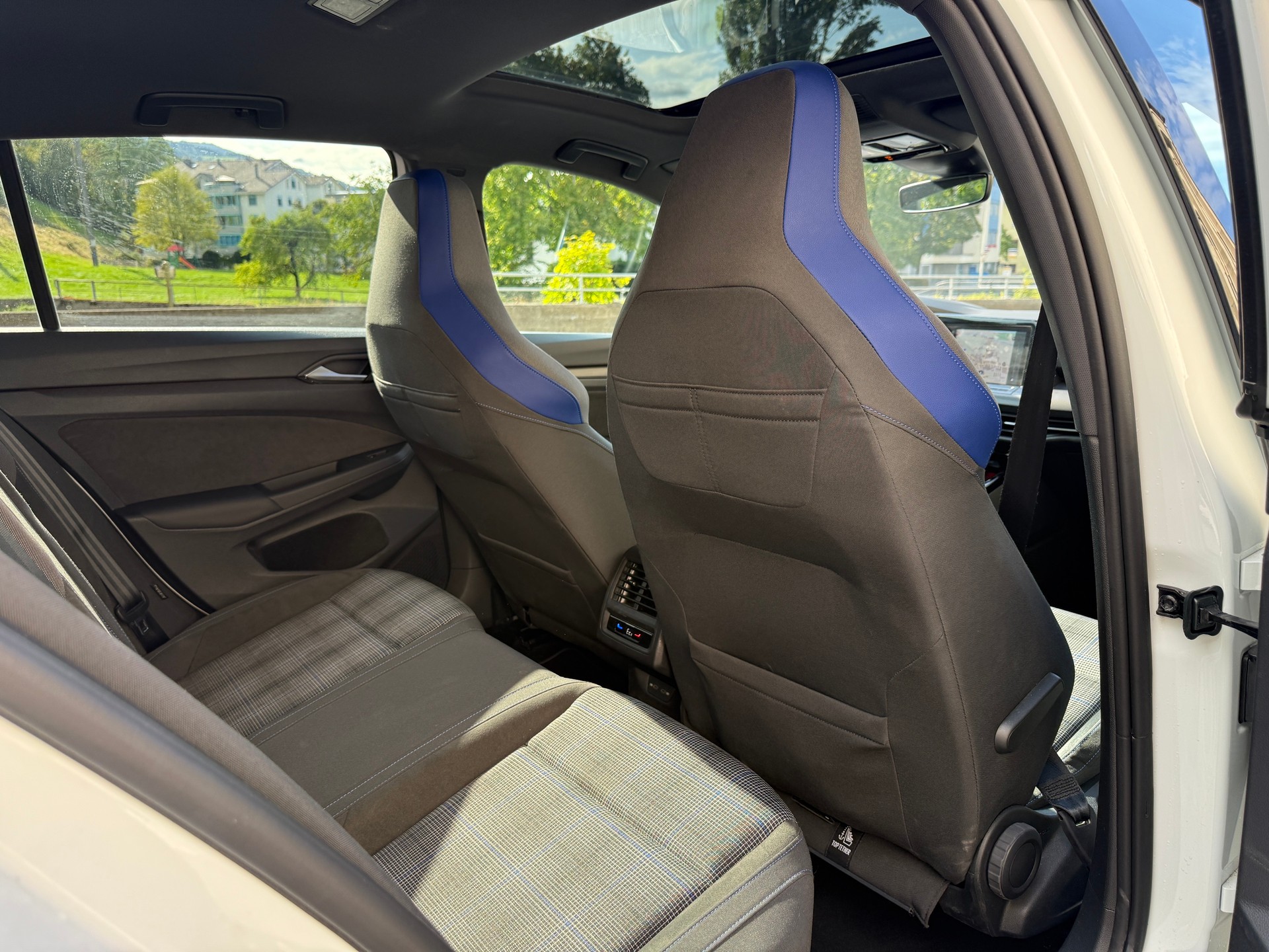VW Golf 1.4 TSI PHEV GTE-image-8
