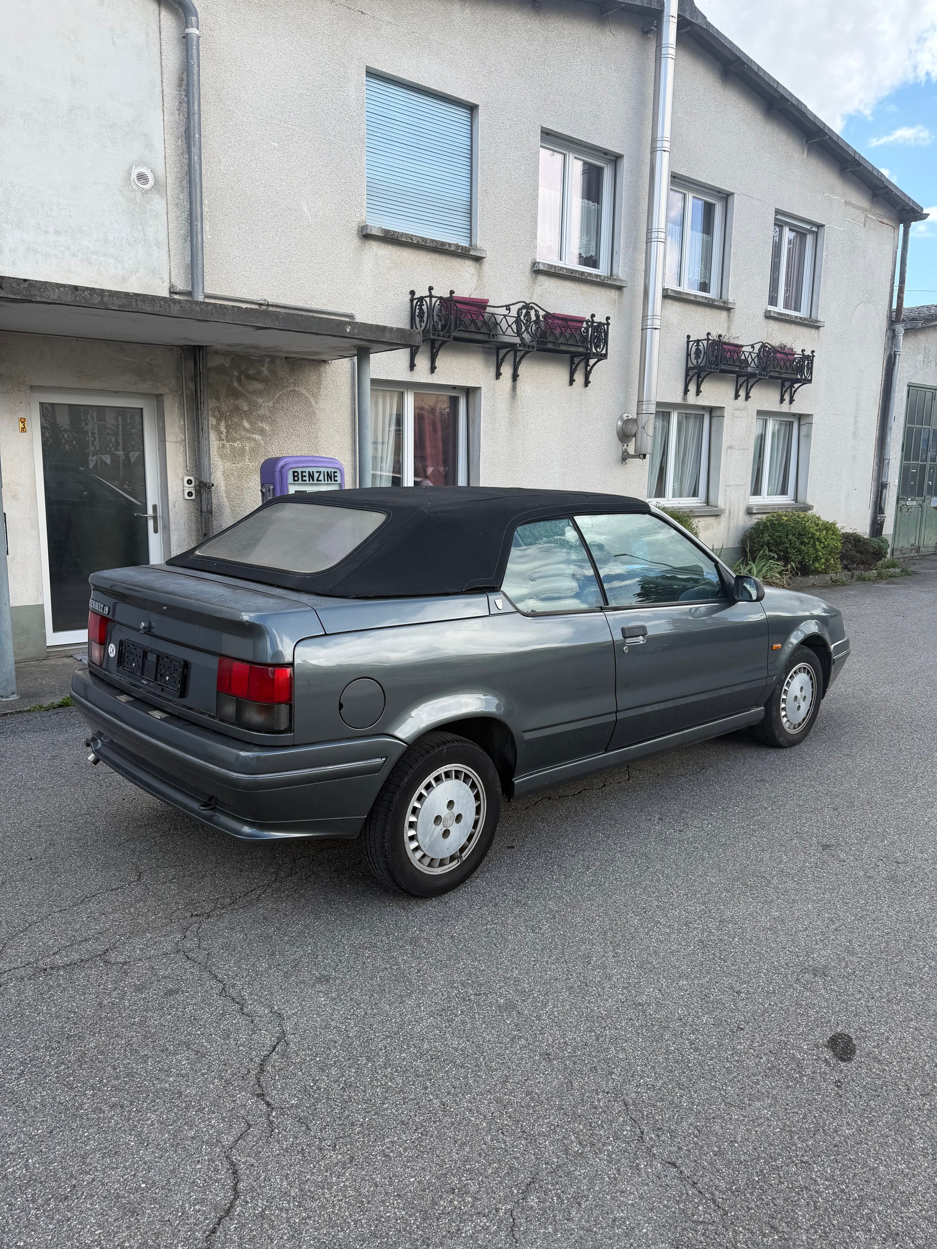 RENAULT R19 Cabrio 1.7-image-3