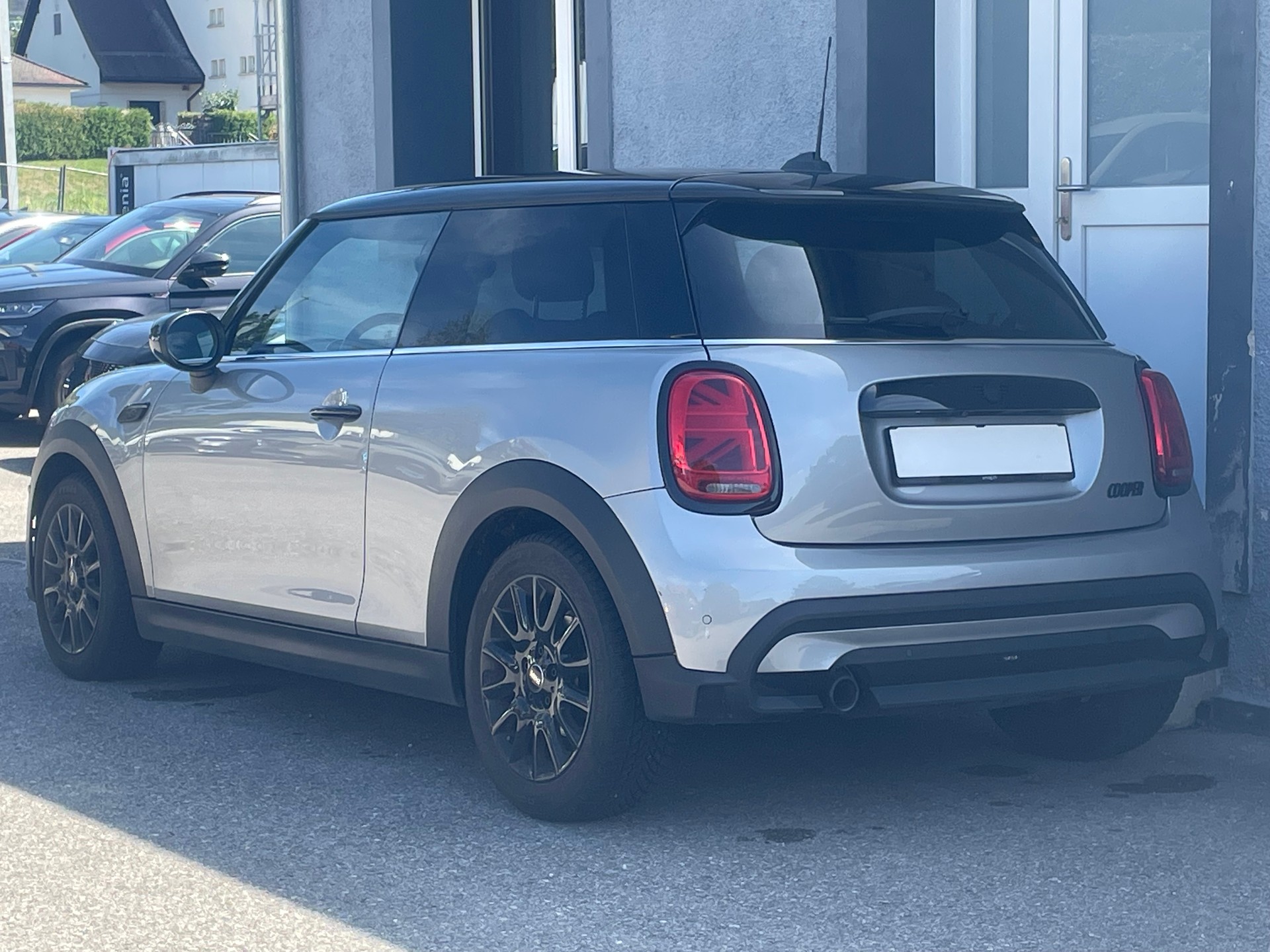 MINI Cooper Camden Edition Steptronic DKG-image-3