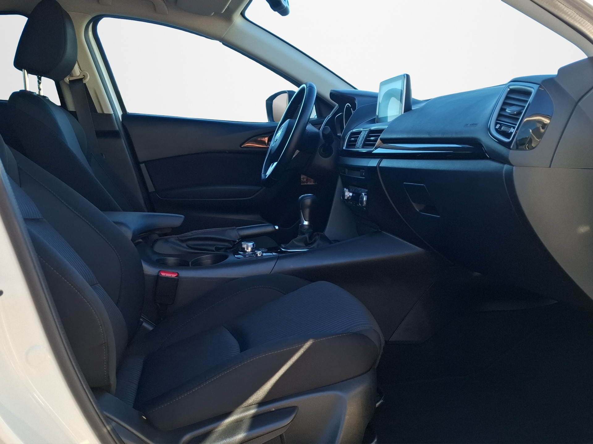 MAZDA 3 SKYACTIV-G 100 Ambition-image-10