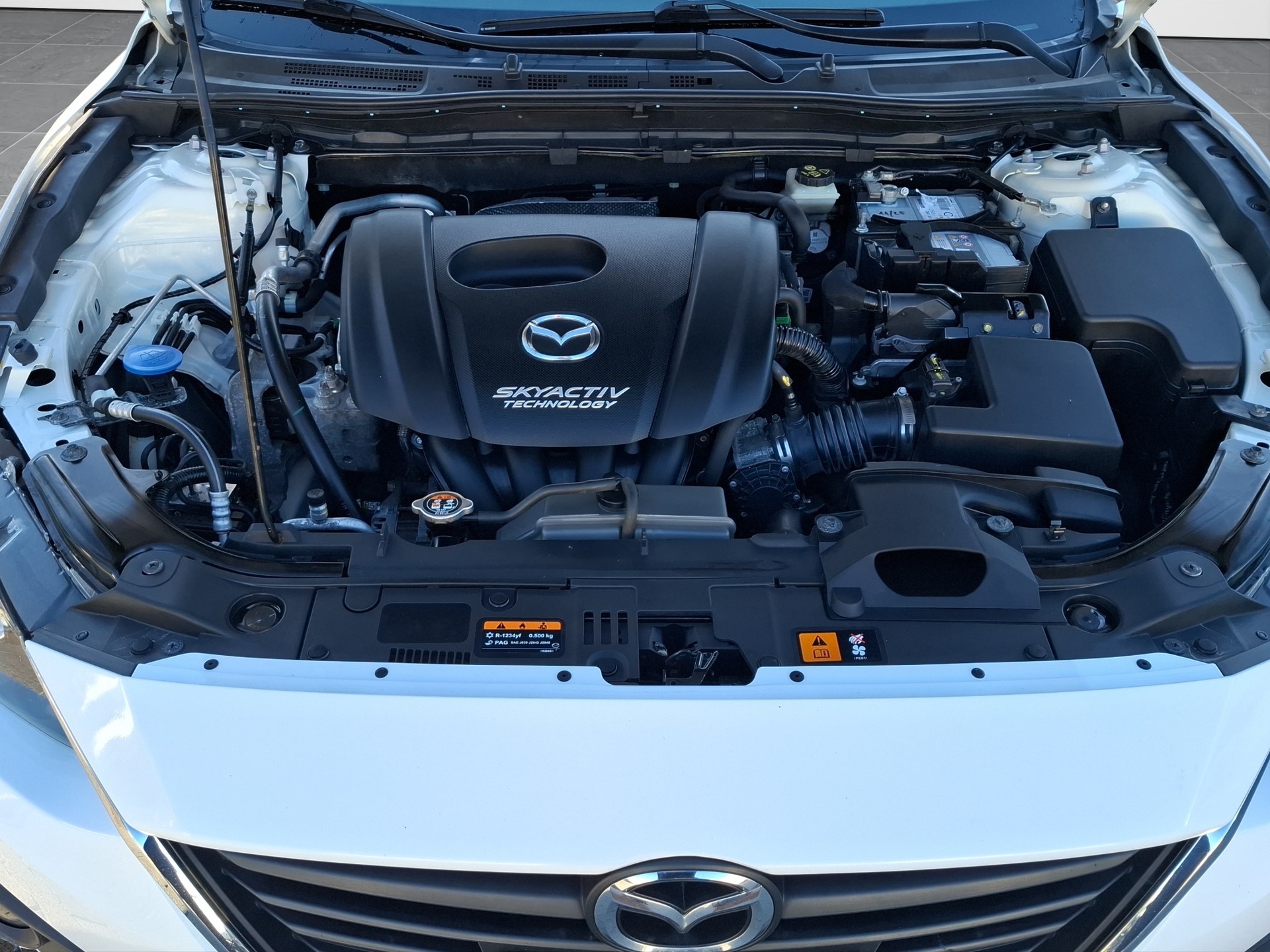 MAZDA 3 SKYACTIV-G 100 Ambition-image-12