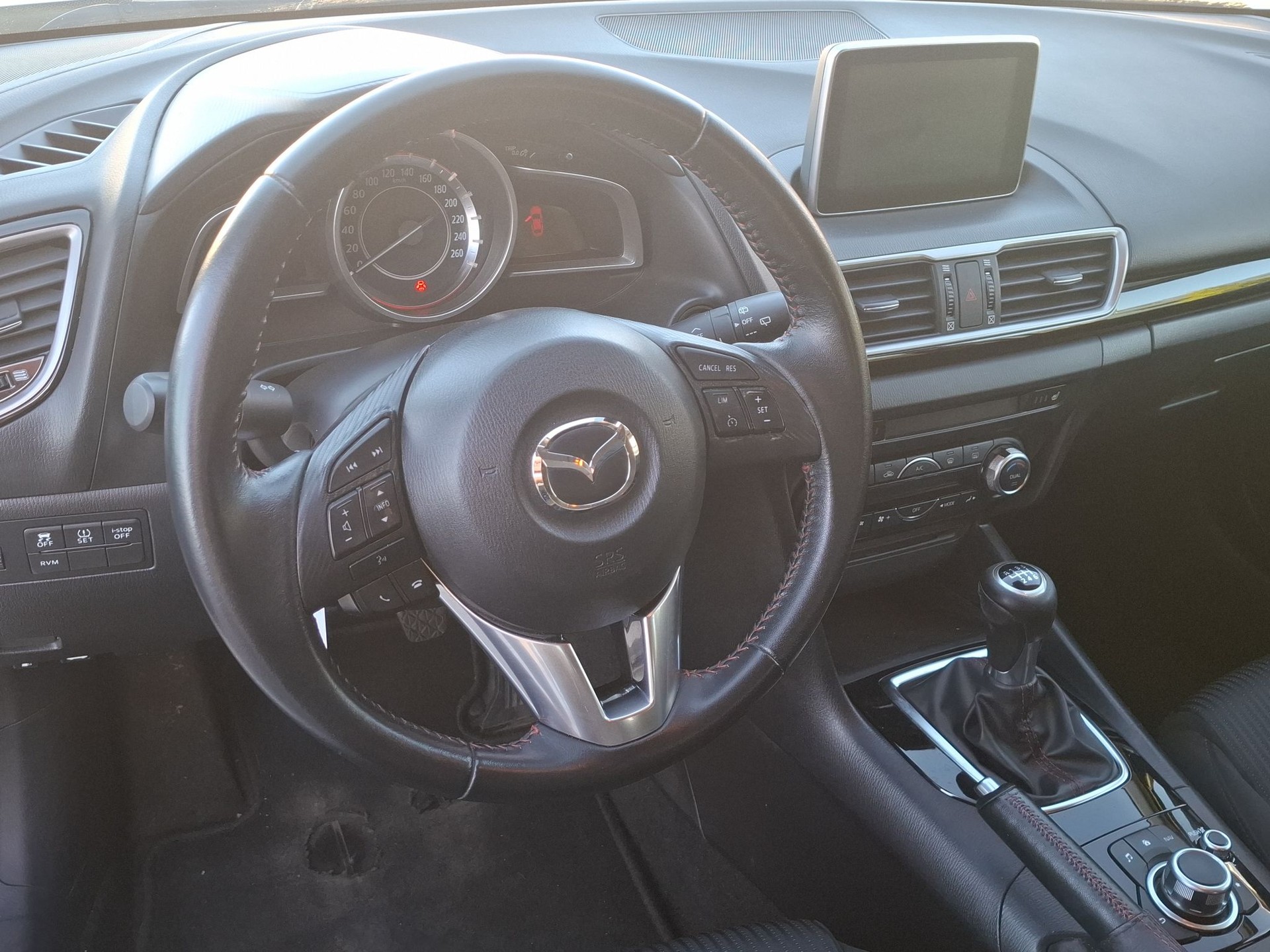 MAZDA 3 SKYACTIV-G 100 Ambition-image-8
