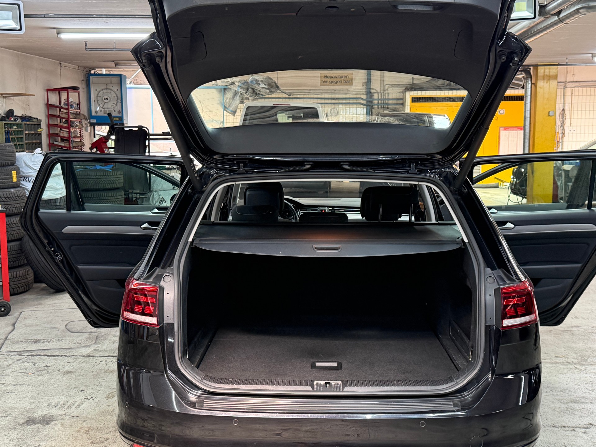 VW Passat 2.0 TDI BMT Business DSG-image-10