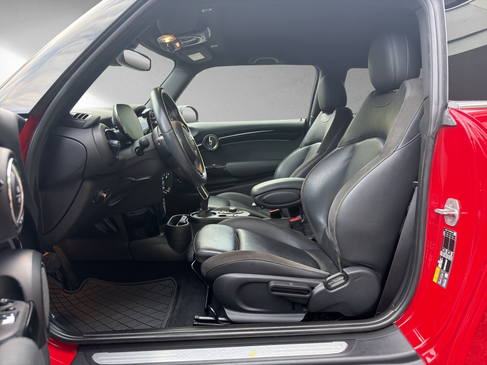 MINI Cooper SE-image-15