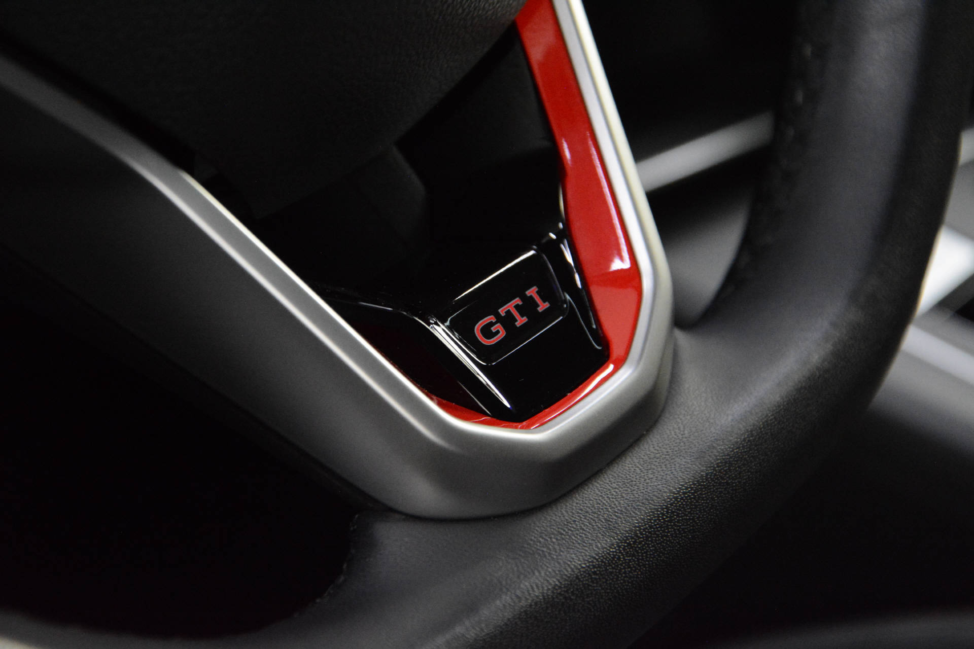 VW Golf VIII 2.0 TSI GTI DSG-image-14