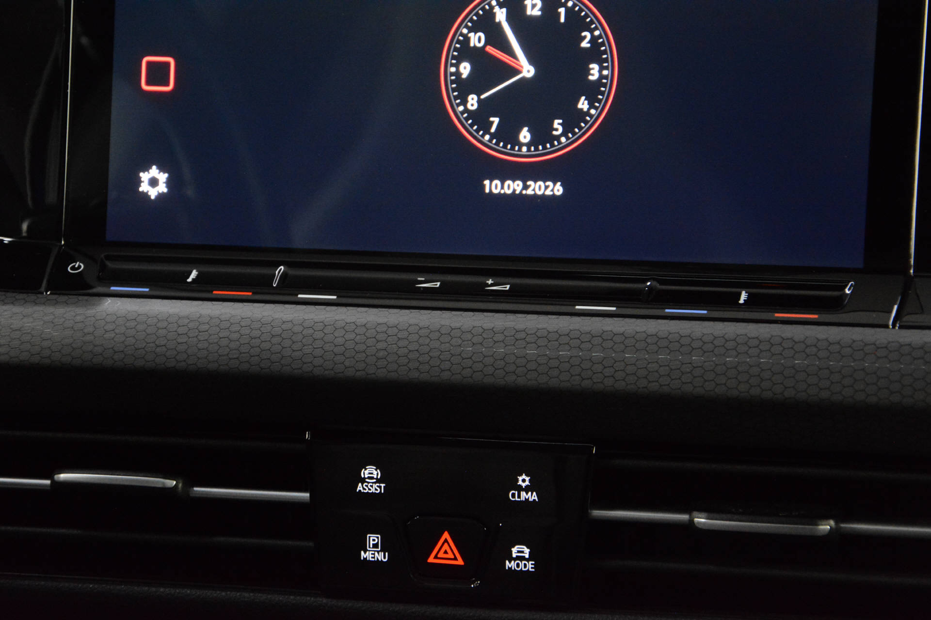 VW Golf VIII 2.0 TSI GTI DSG-image-19
