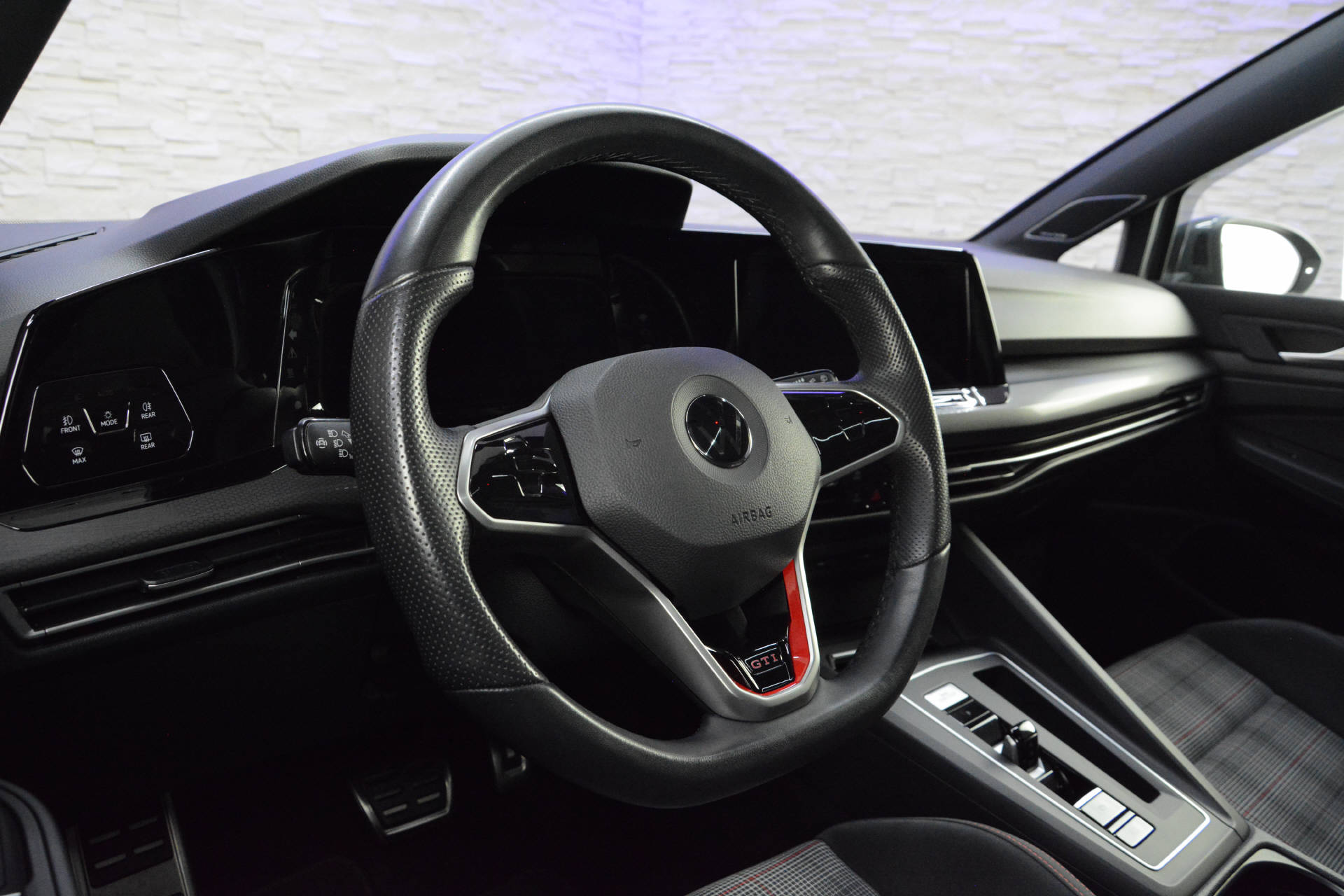 VW Golf VIII 2.0 TSI GTI DSG-image-10