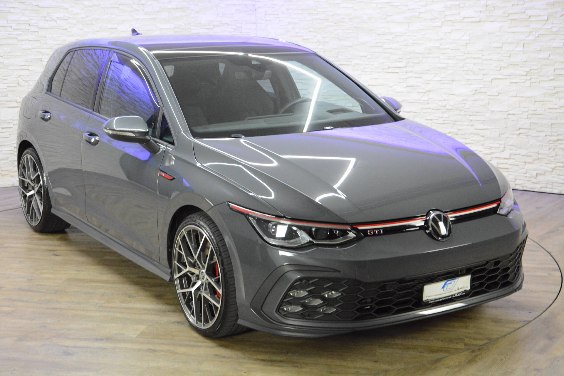 VW Golf VIII 2.0 TSI GTI DSG-image-7