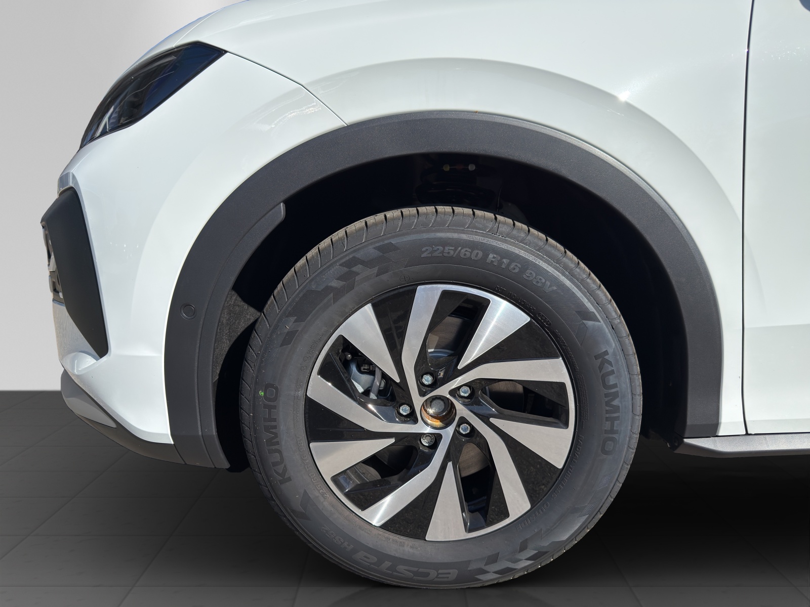 VW T-Roc 1.5 eTSI mHEV Trend DSG-image-7