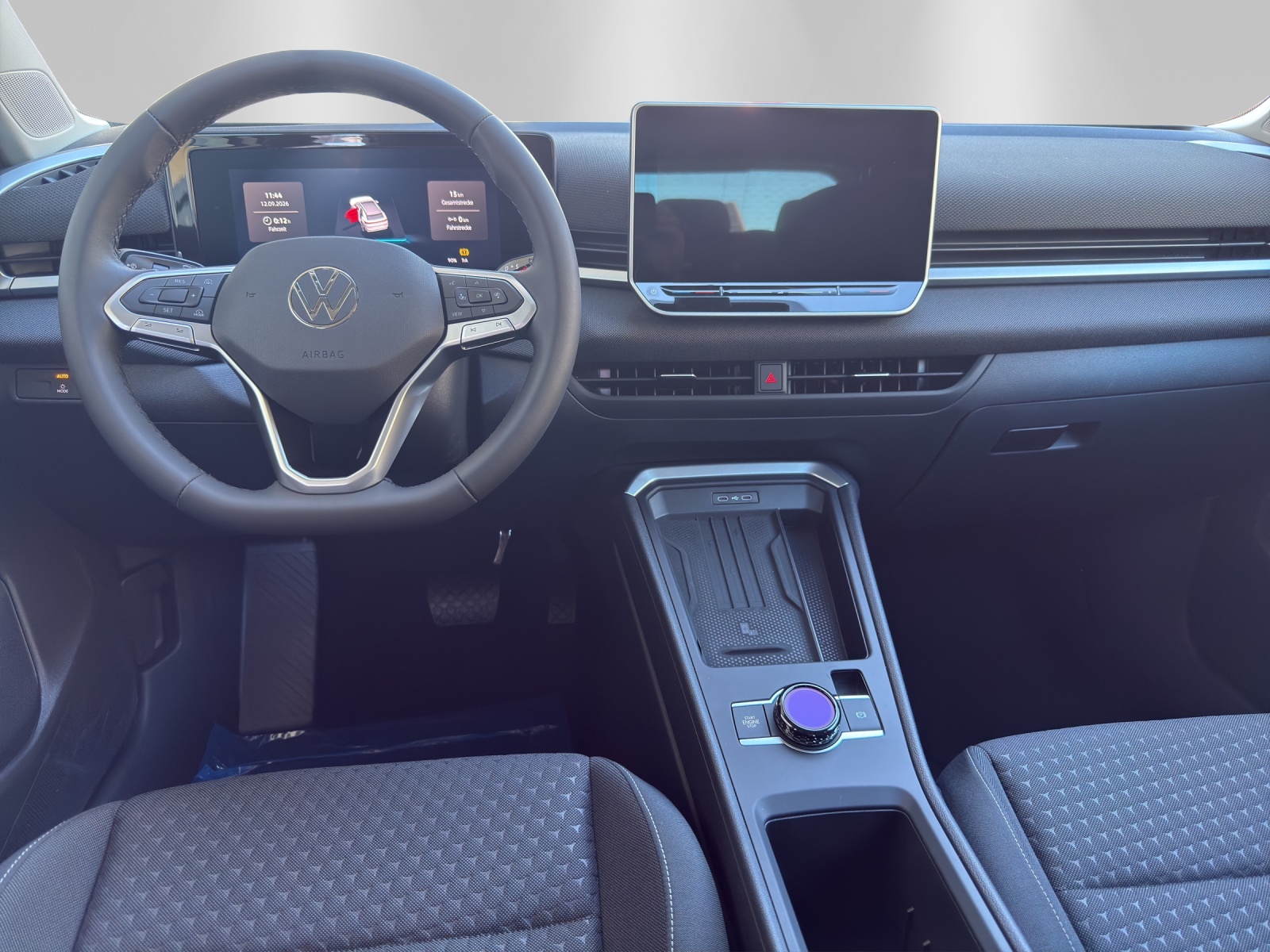 VW T-Roc 1.5 eTSI mHEV Trend DSG-image-9