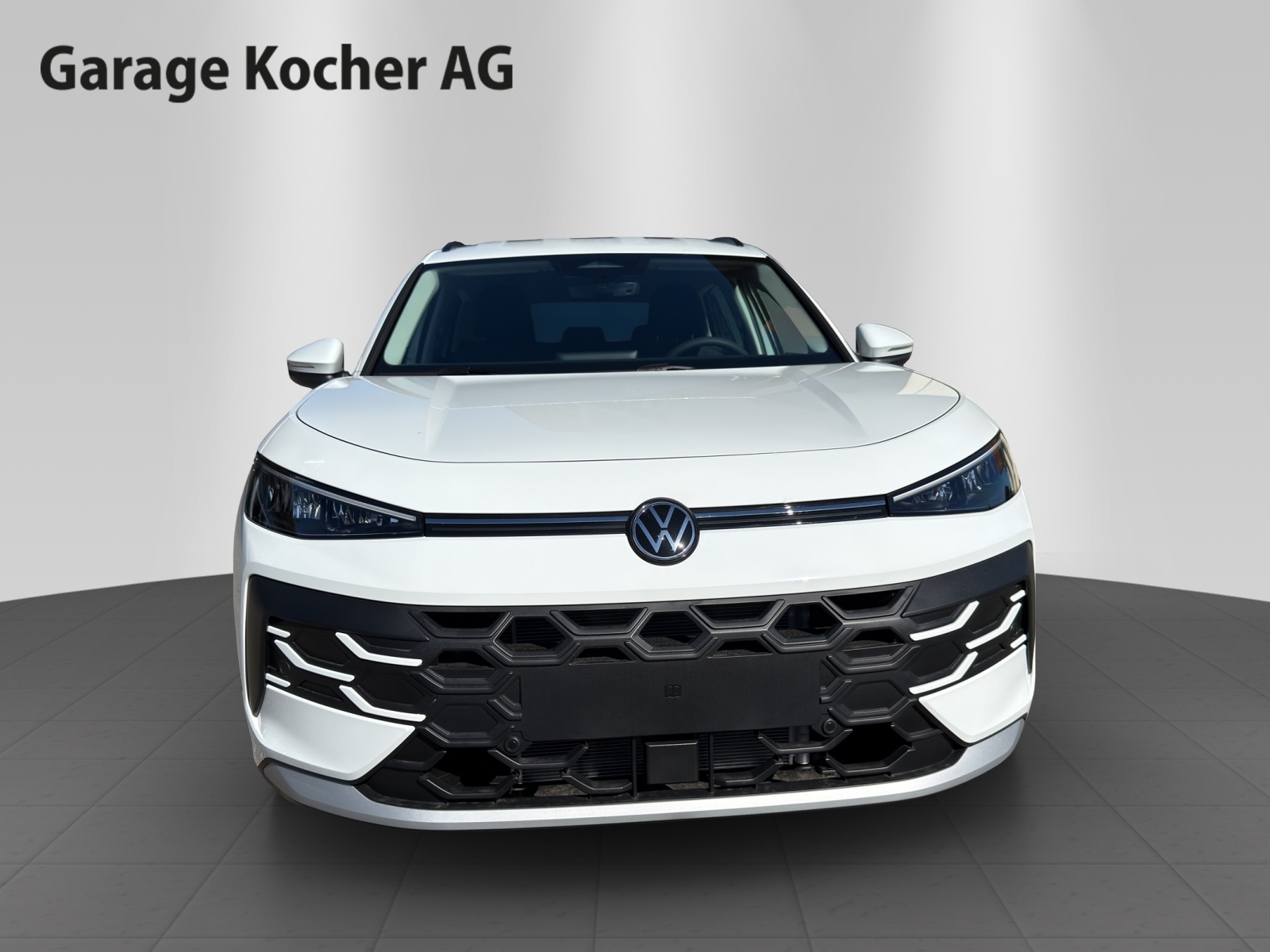 VW T-Roc 1.5 eTSI mHEV Trend DSG-image-1