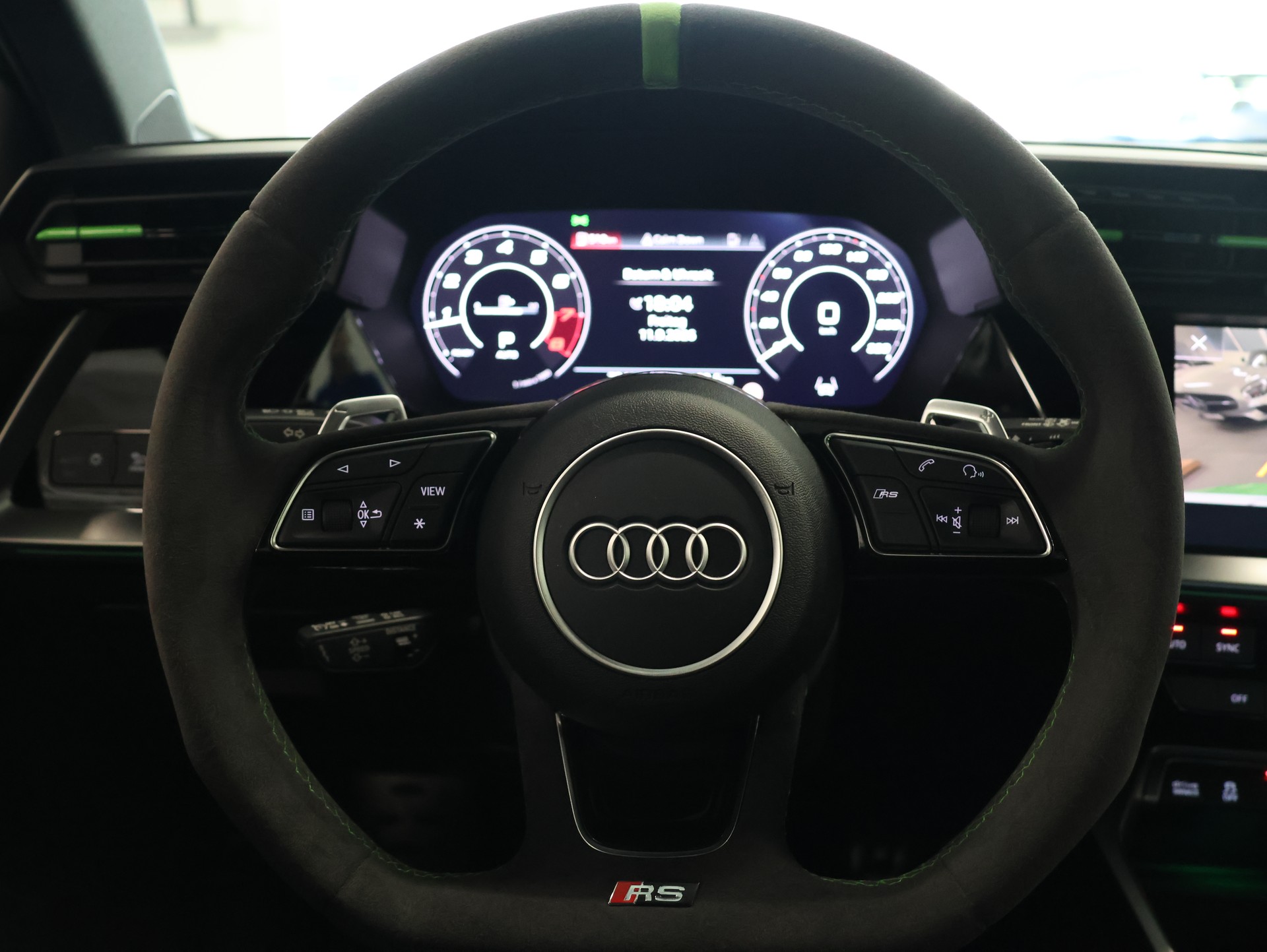 AUDI RS3 Sportback 2.5 TSI quattro S-tronic *AKRAPOVIC-ABGASANLAGE* KERAMIKVERSIEGLUNG *-image-18