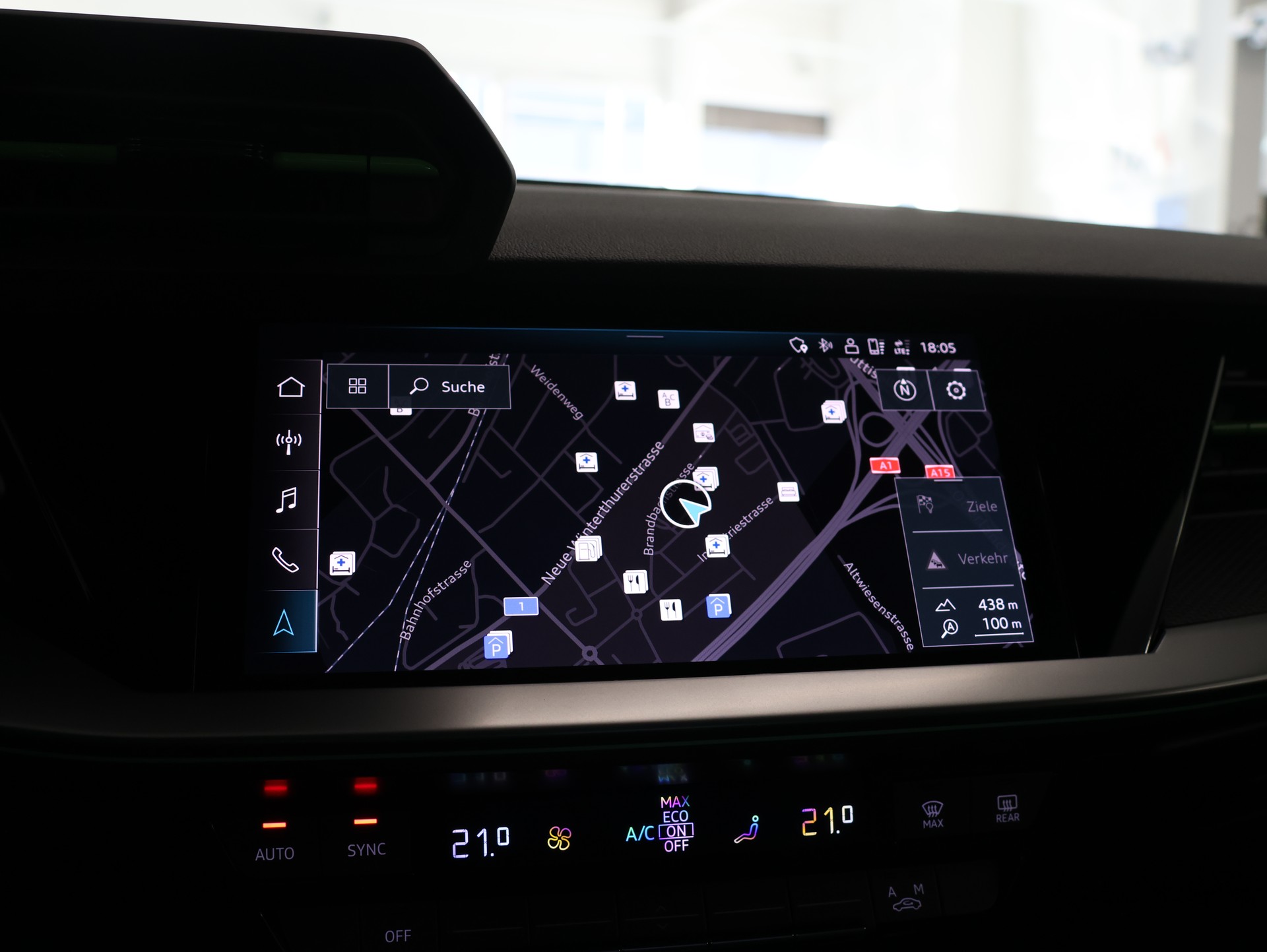 AUDI RS3 Sportback 2.5 TSI quattro S-tronic *AKRAPOVIC-ABGASANLAGE* KERAMIKVERSIEGLUNG *-image-26