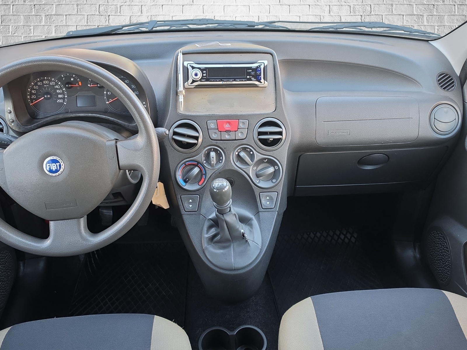 FIAT Panda 1.3 16V JTD Climbing 4x4-image-12