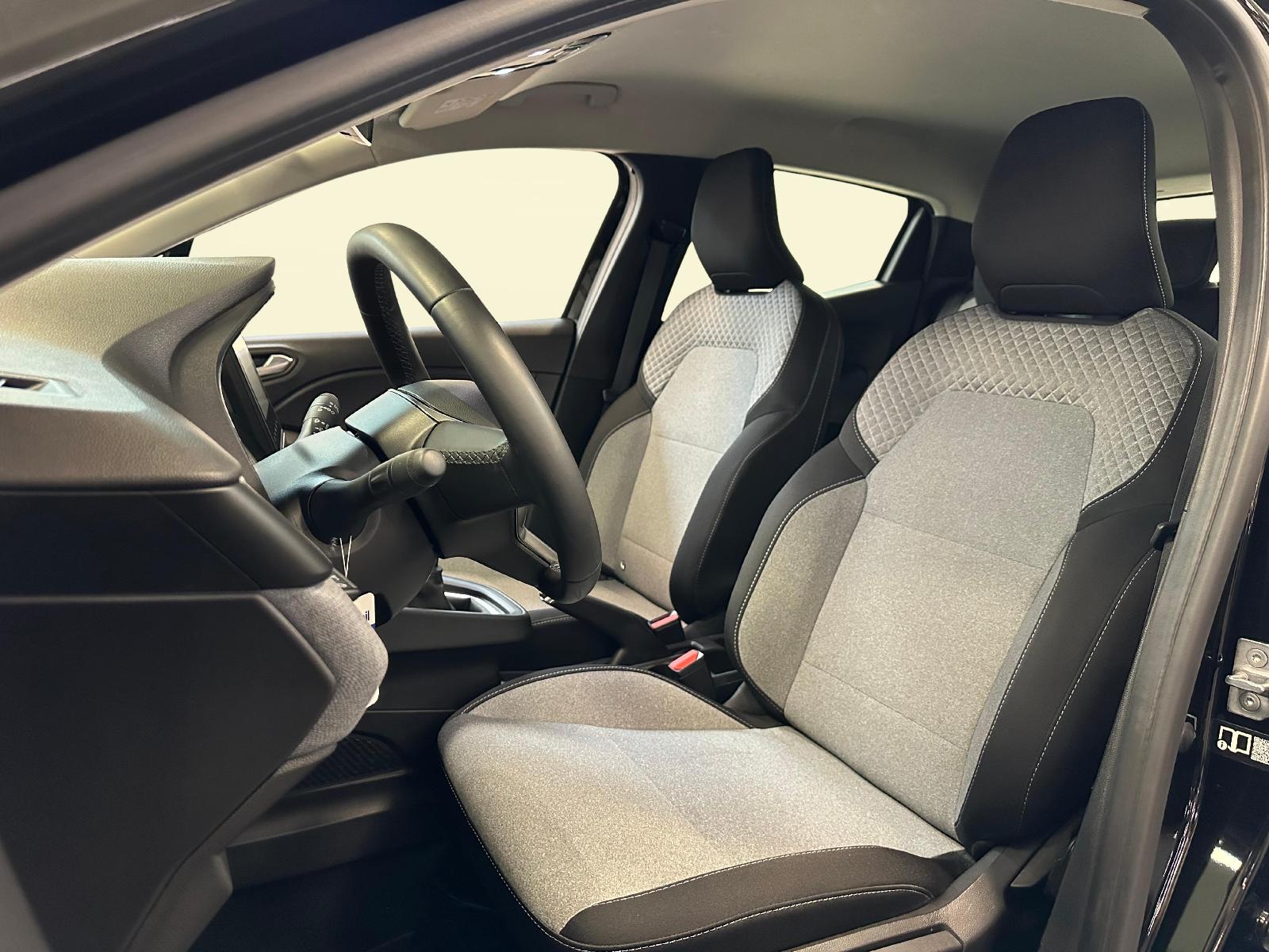 MITSUBISHI Colt 1.0 Invite-image-4