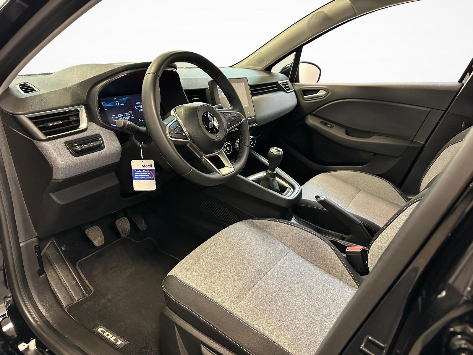 MITSUBISHI Colt 1.0 Invite-image-3