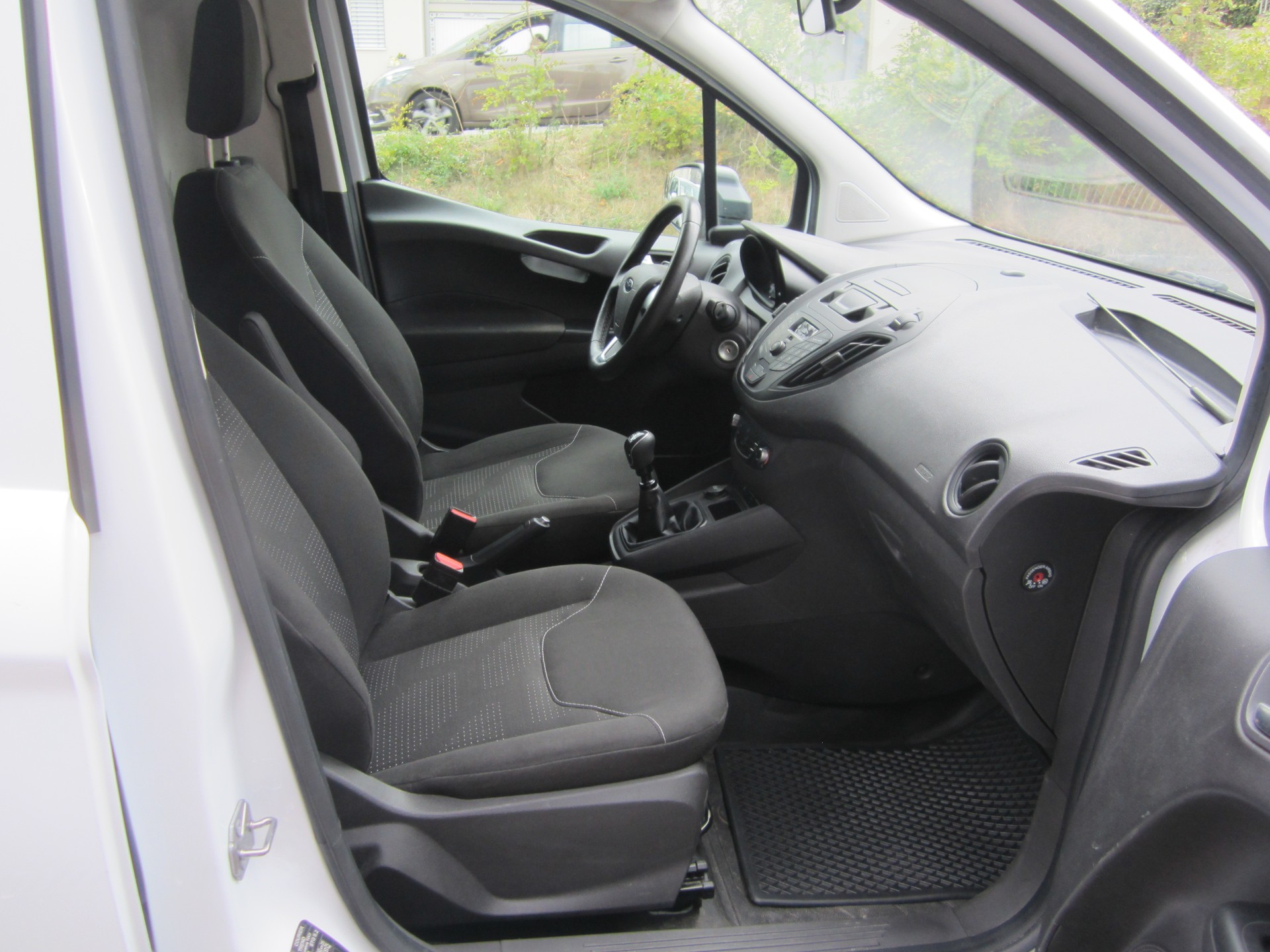 FORD Transit Courier Van 1.5 TDCi Trend-image-10