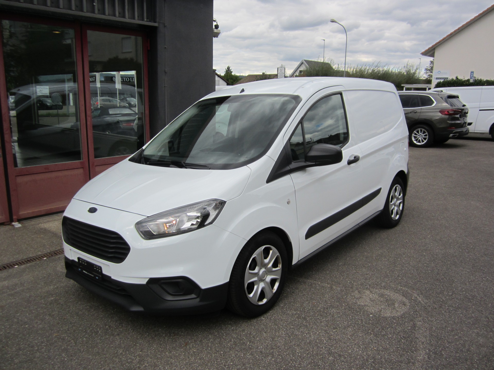 FORD Transit Courier Van 1.5 TDCi Trend-image-0