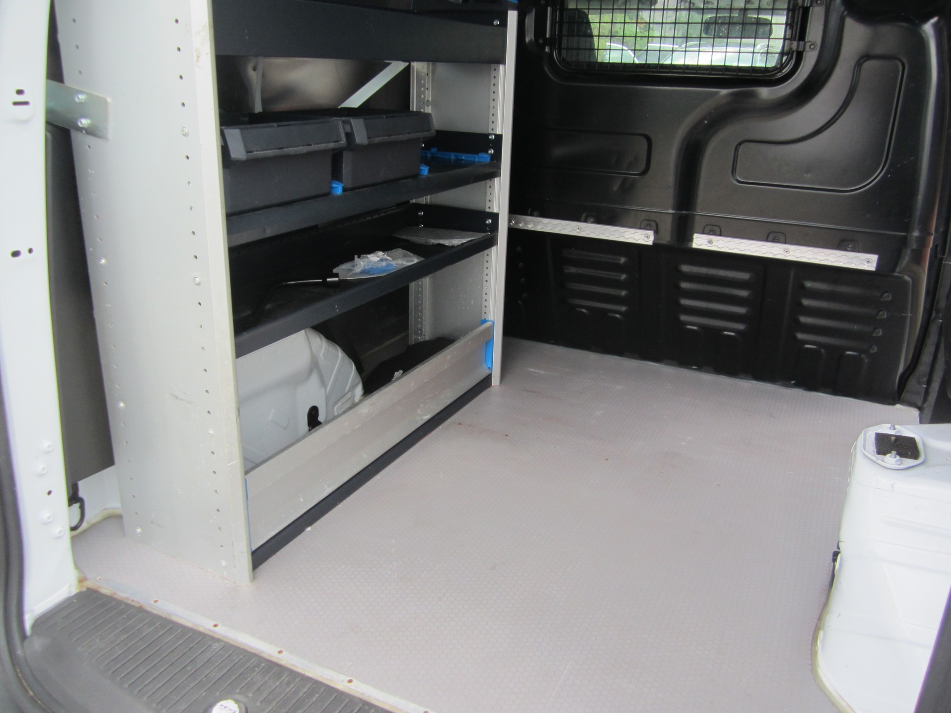 FORD Transit Courier Van 1.5 TDCi Trend-image-9