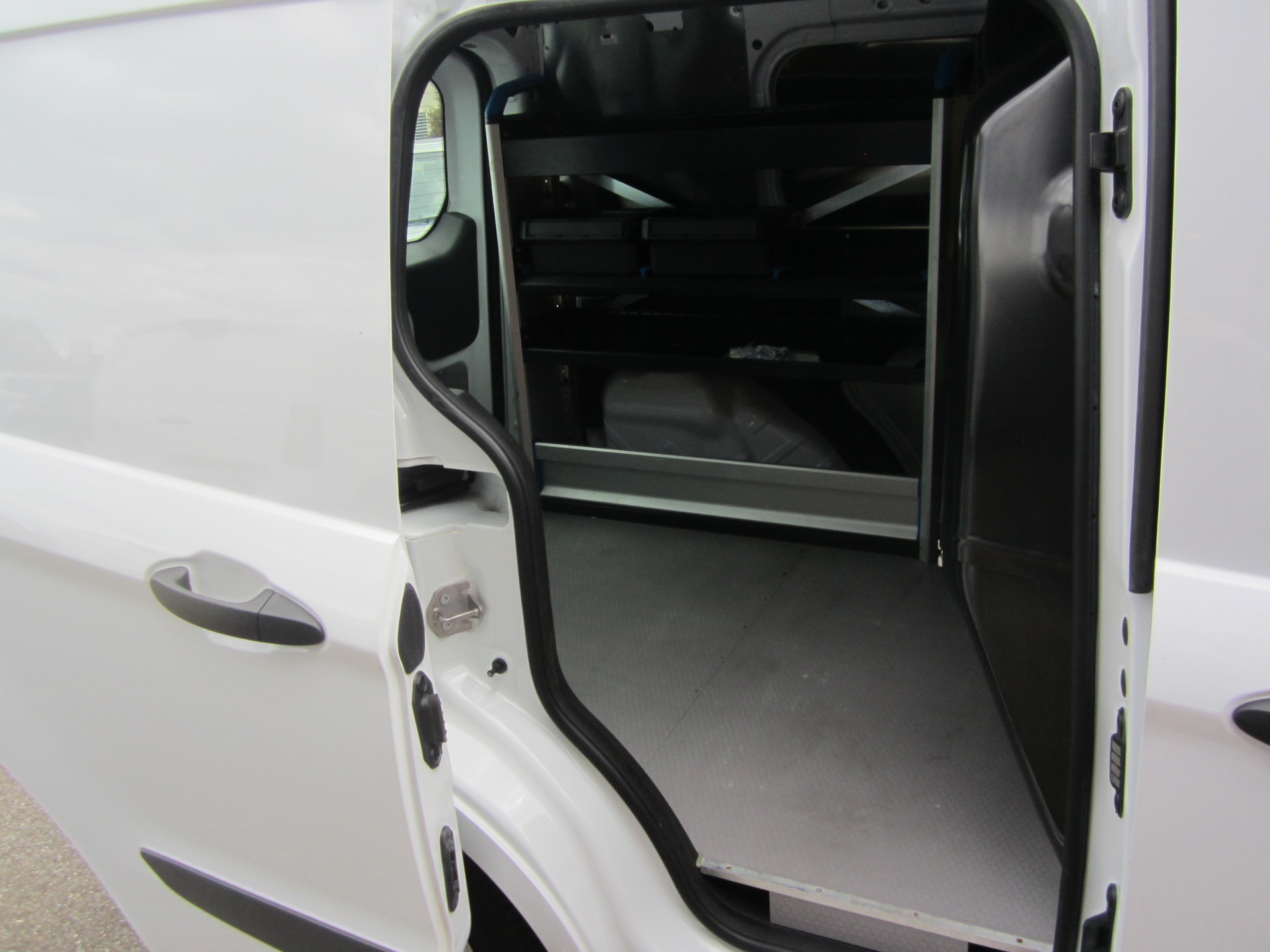 FORD Transit Courier Van 1.5 TDCi Trend-image-5