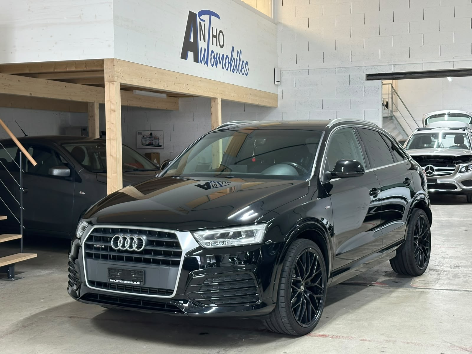 AUDI Q3 2.0 TFSI sport quattro S-tronic-image-0