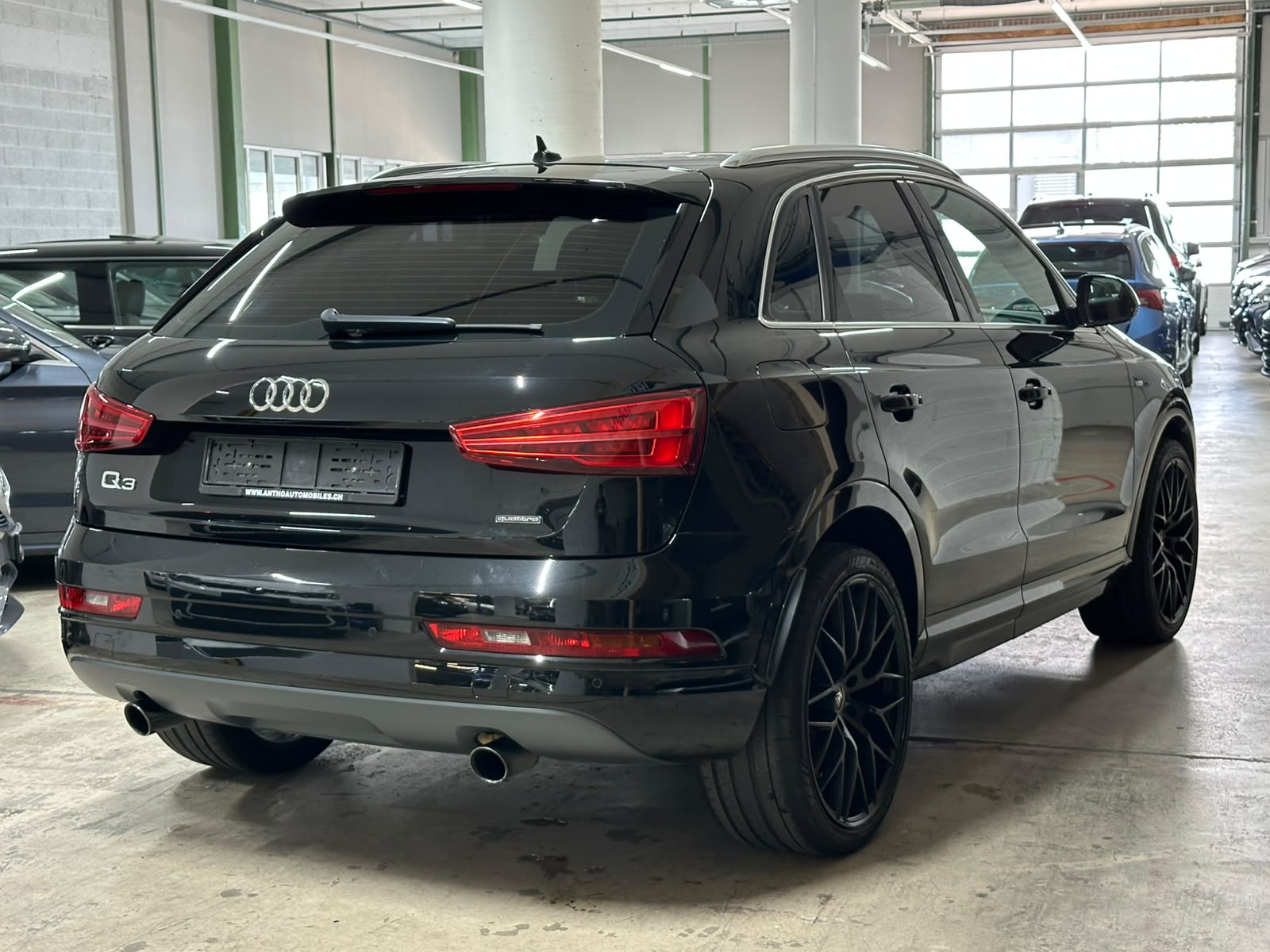 AUDI Q3 2.0 TFSI sport quattro S-tronic-image-4