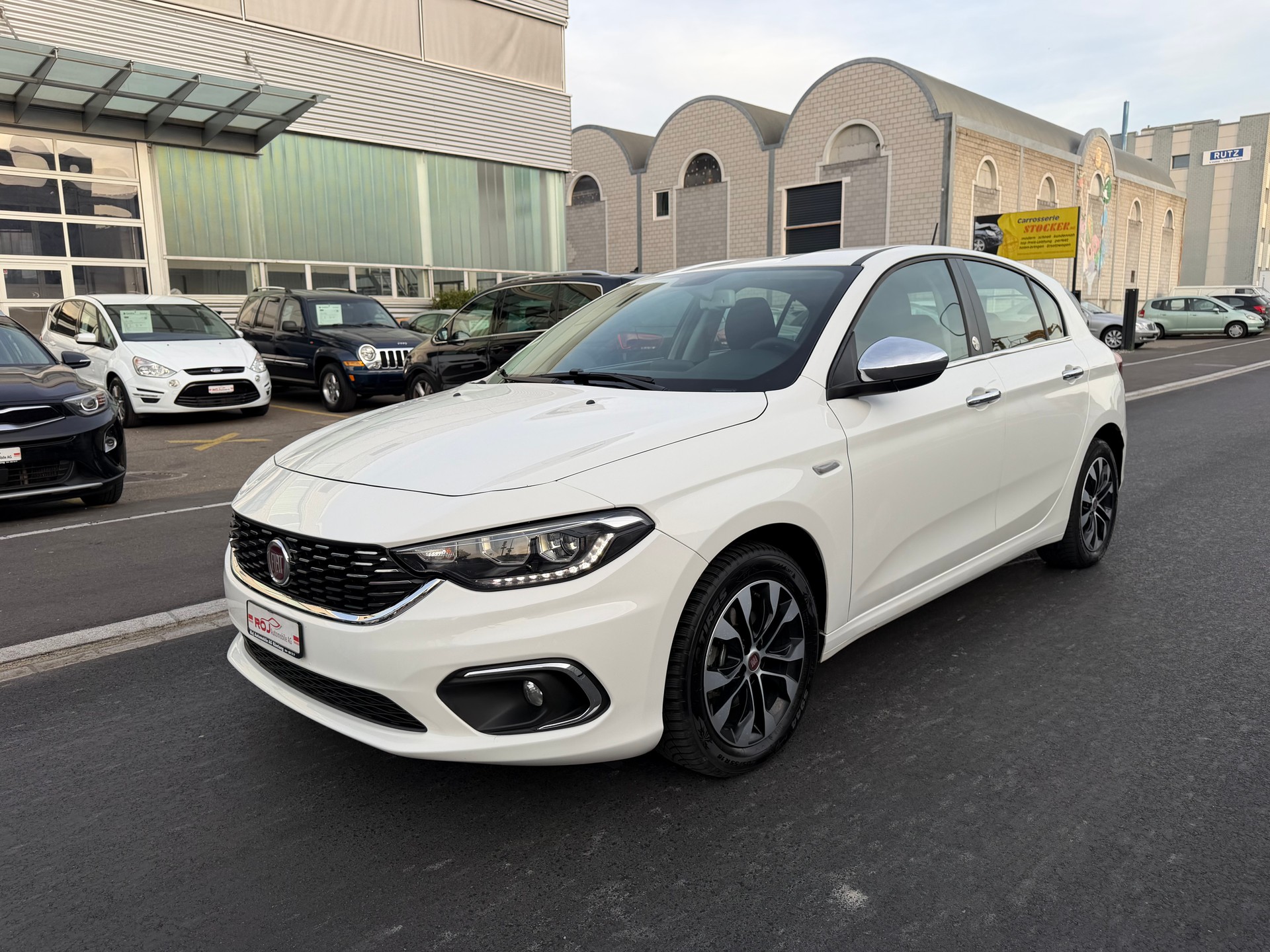 FIAT Tipo 1.4TJet Mirror-image-1