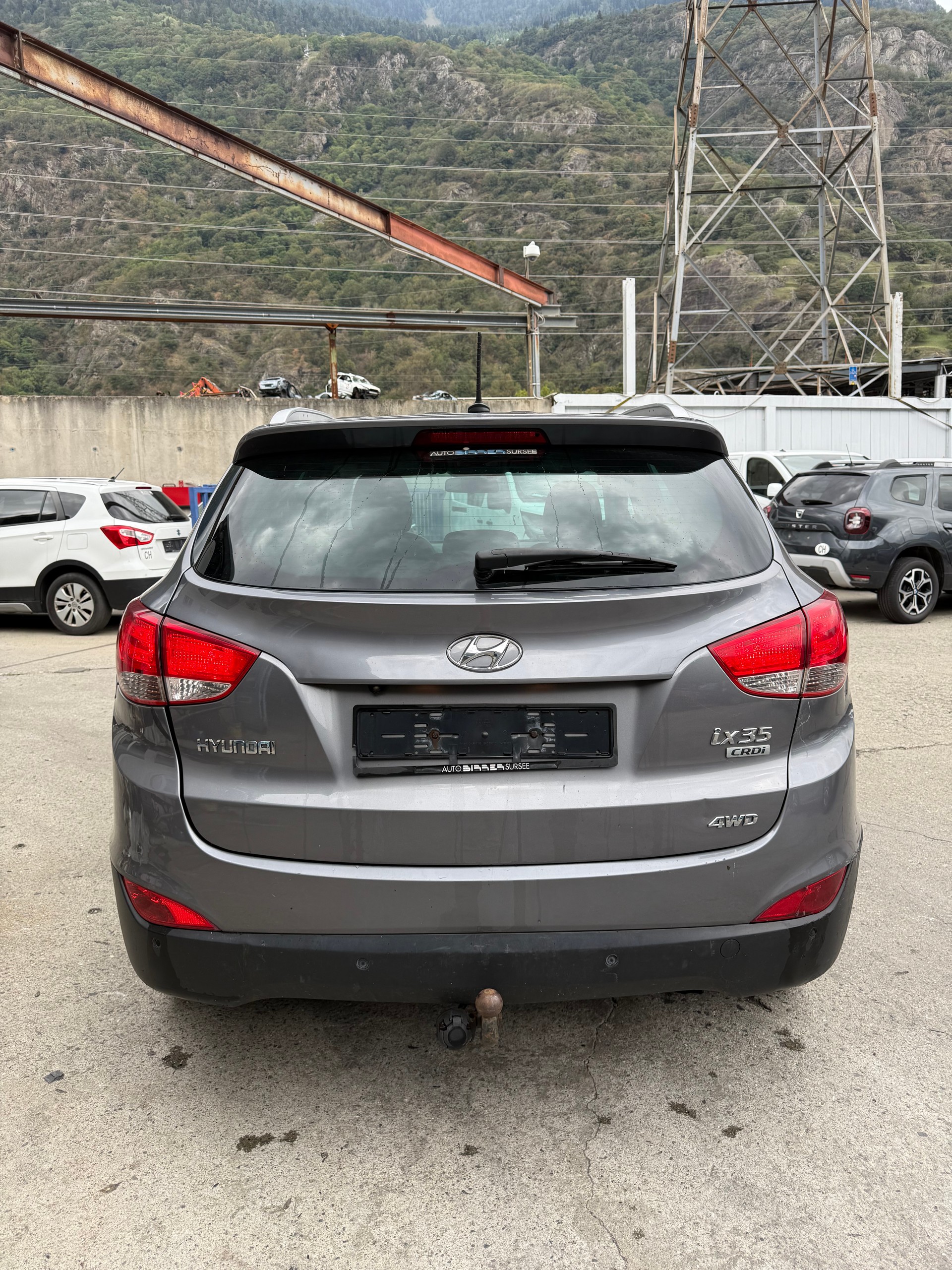 HYUNDAI iX 35 2.0 CRDi Style 4WD Automatic-image-10