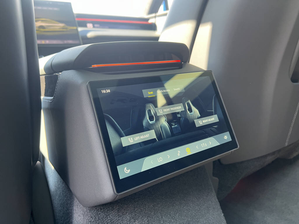 LOTUS Emeya 600 Sport SE-image-9
