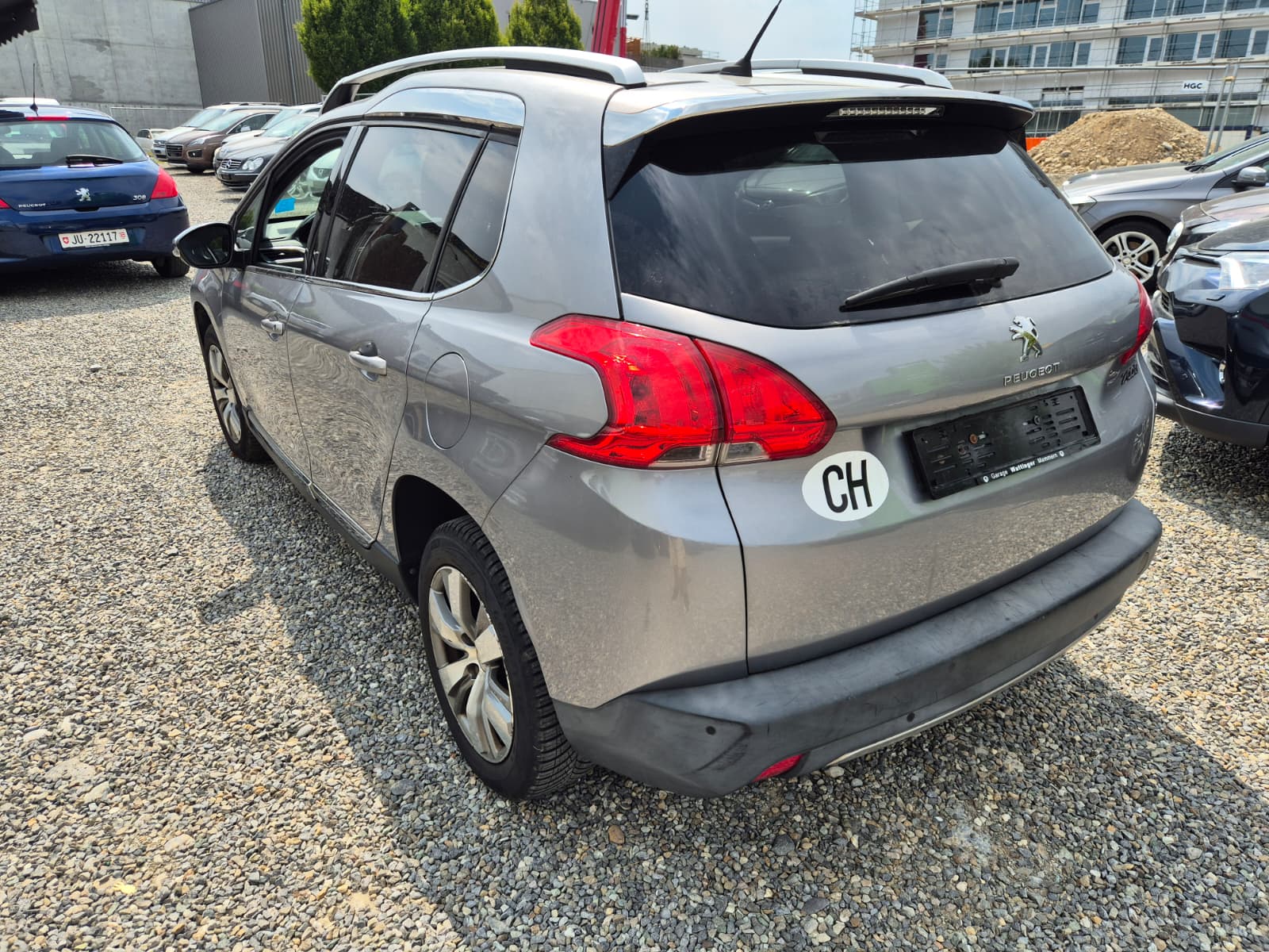 PEUGEOT 2008 1.6 VTI Allure-image-4