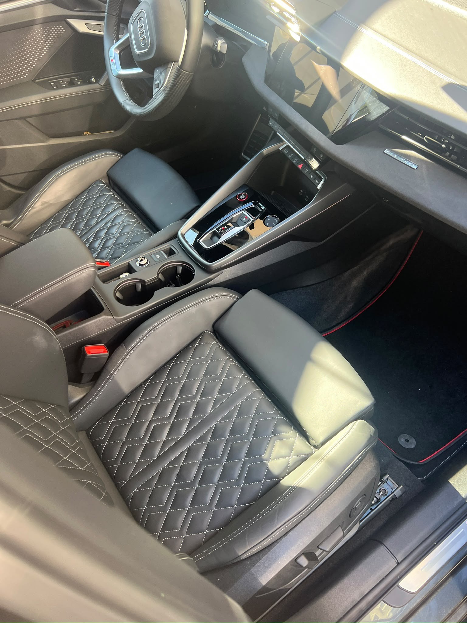 AUDI 2.0 TFSI quattro S-Tronic-image-1