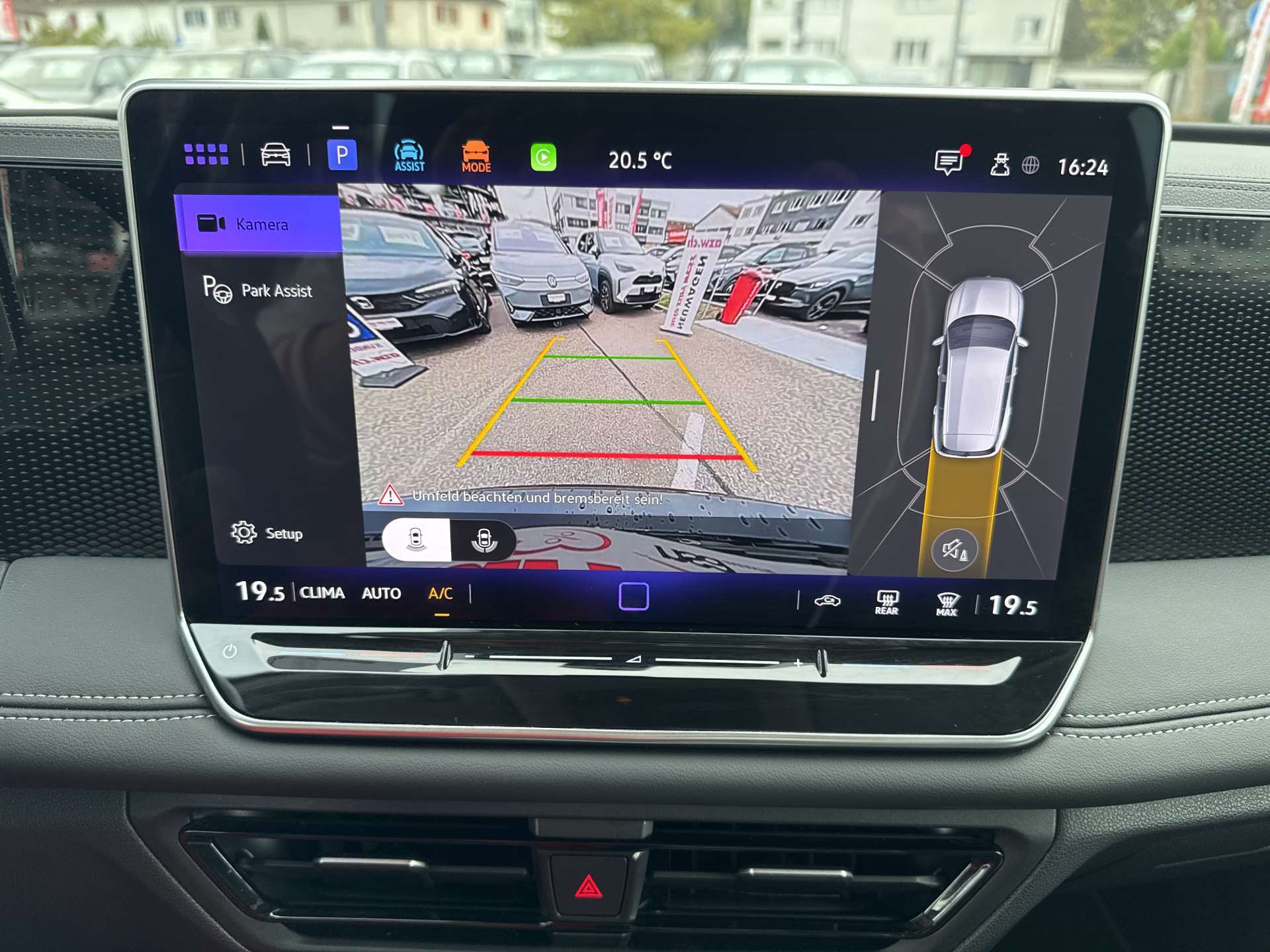 VW Tiguan 2.0 TDi SCR Life DSG-Automat-image-9