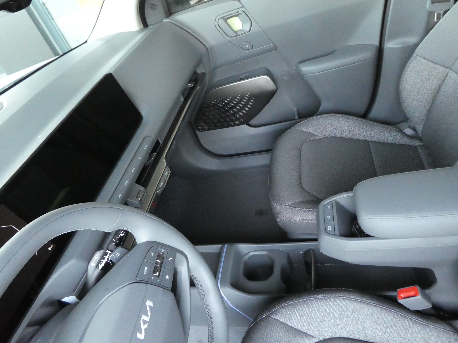 KIA EV2 61 kWh Air 4Sitze-image-12