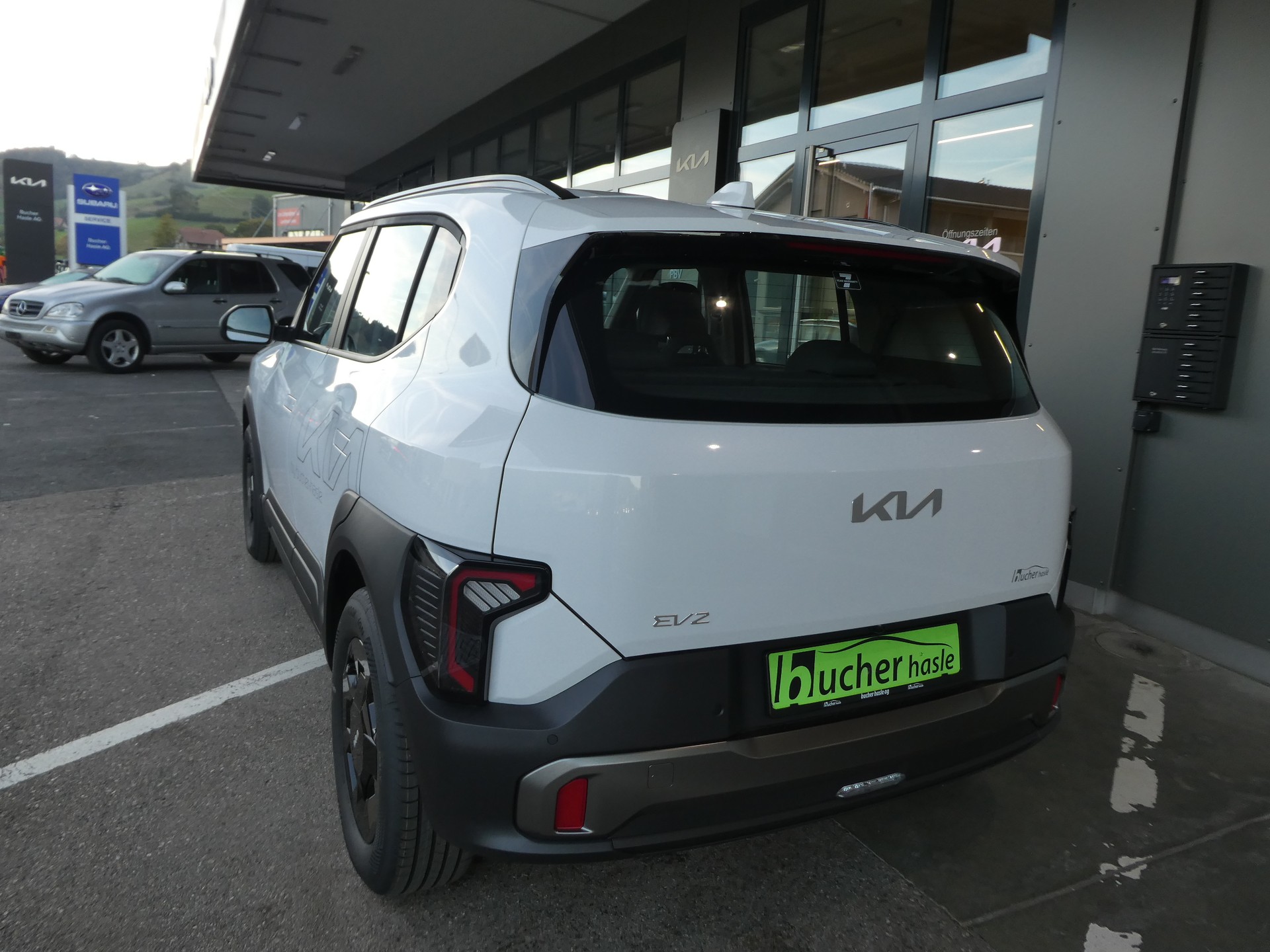 KIA EV2 61 kWh Air 4Sitze-image-7