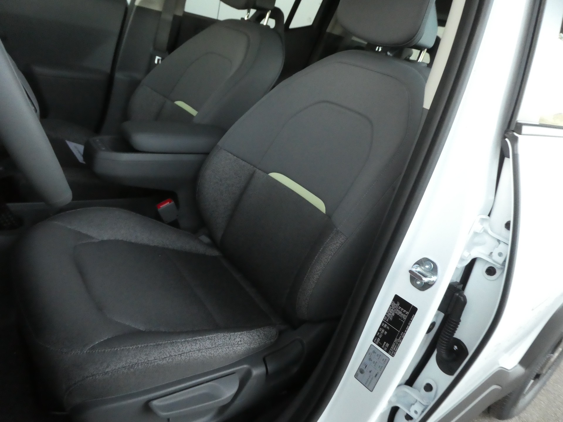 KIA EV2 61 kWh Air 4Sitze-image-10