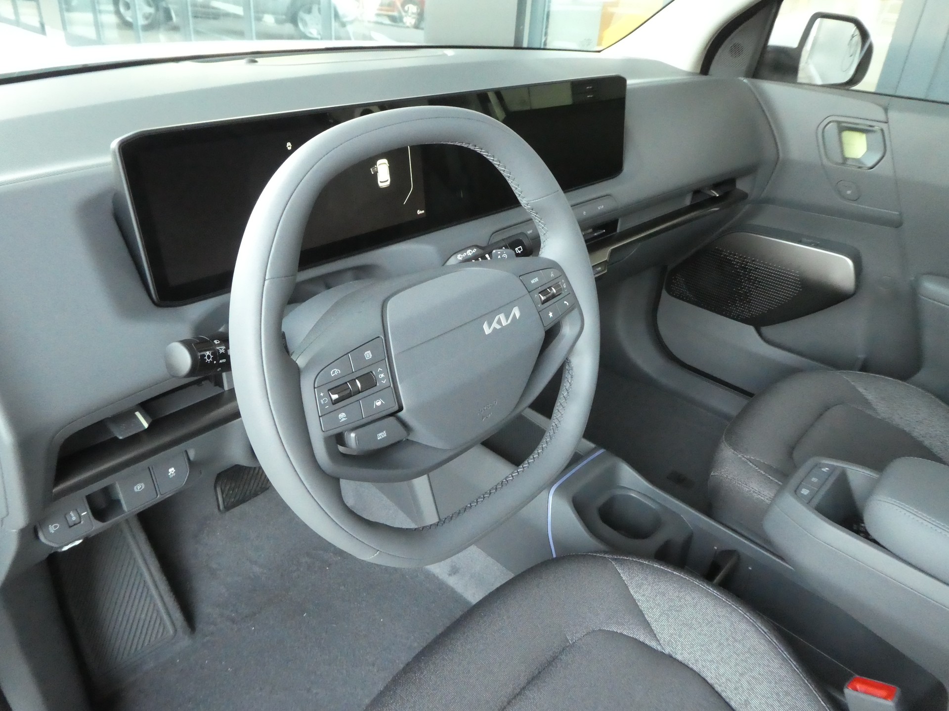 KIA EV2 61 kWh Air 4Sitze-image-11