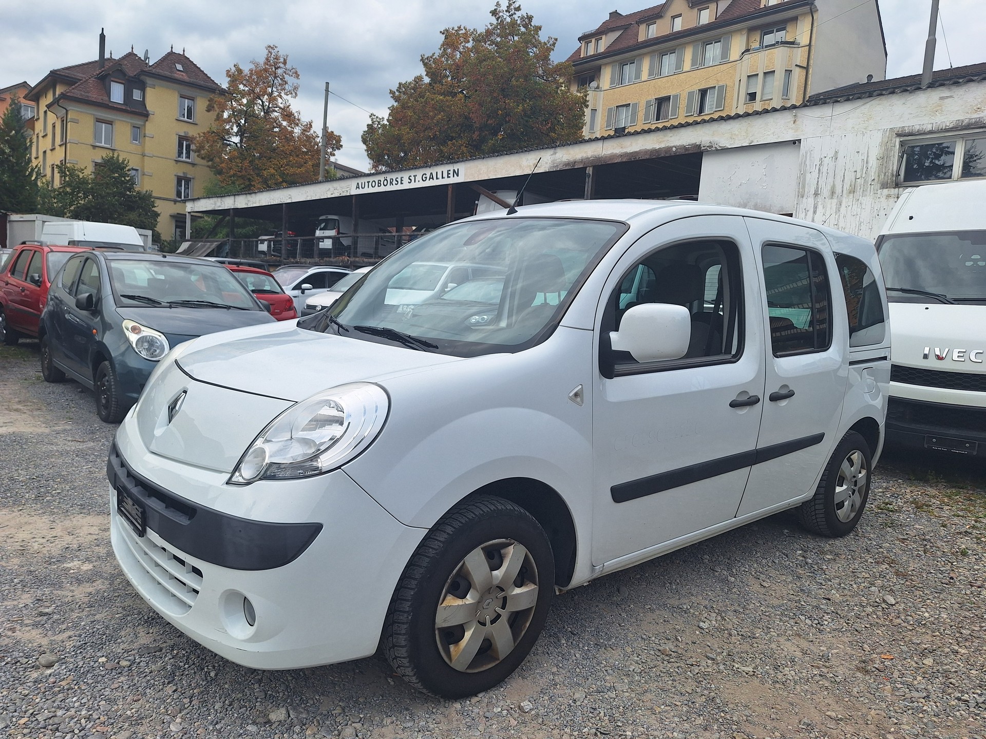 RENAULT Kangoo 1.6 16V Expression Automatic-image-2