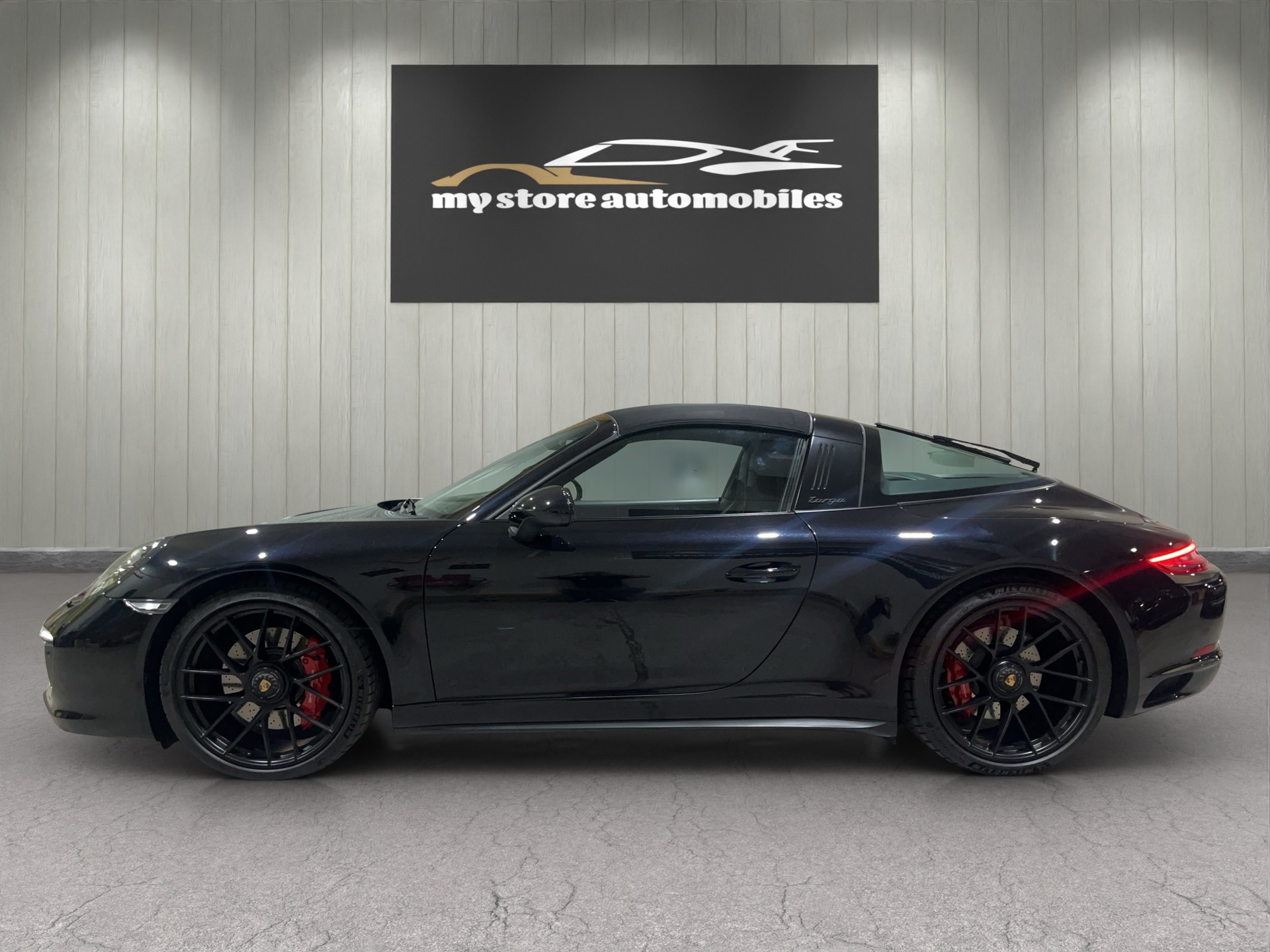 PORSCHE 911 Targa 4 GTS PDK-image-4